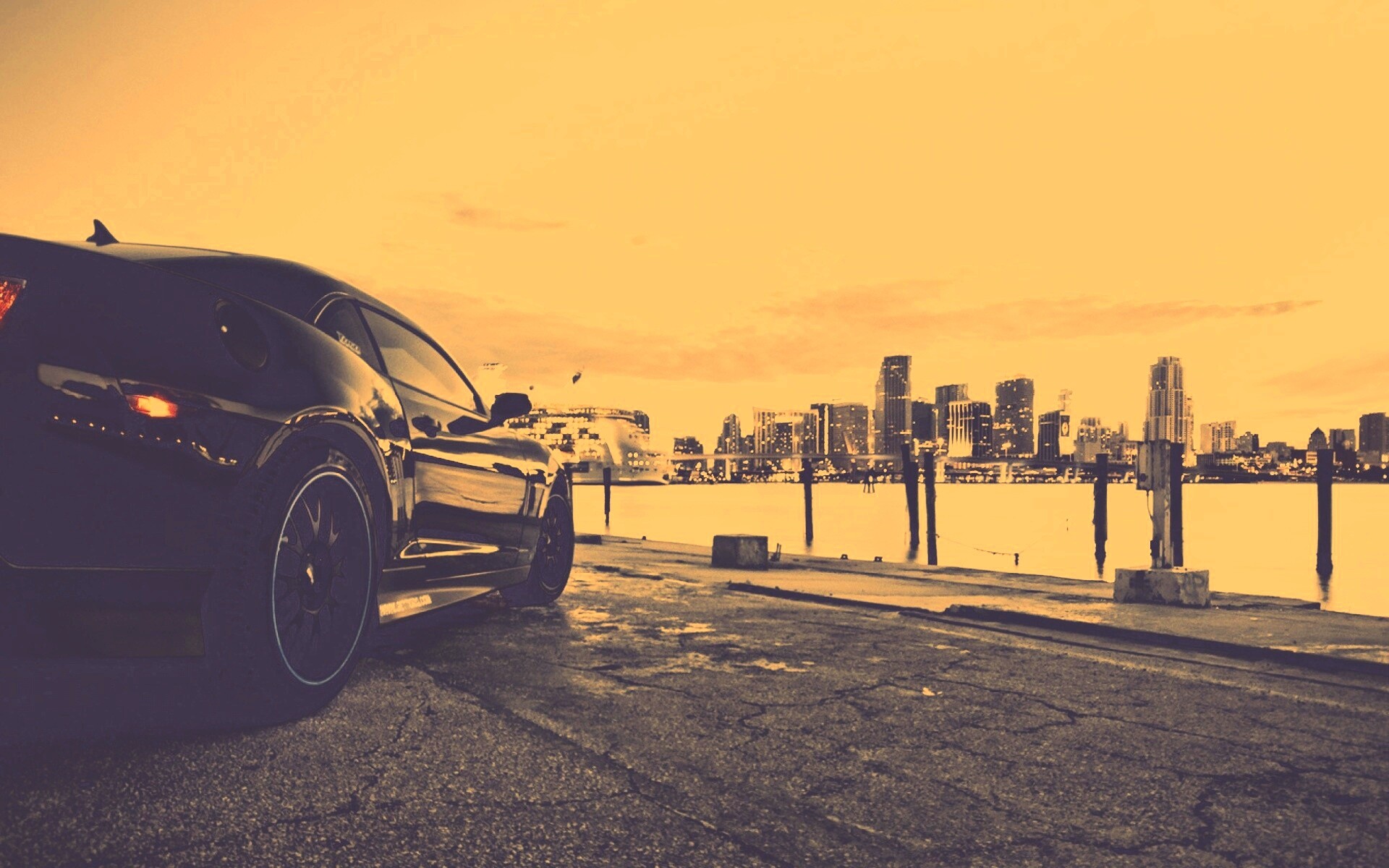 Черный спорткар обои