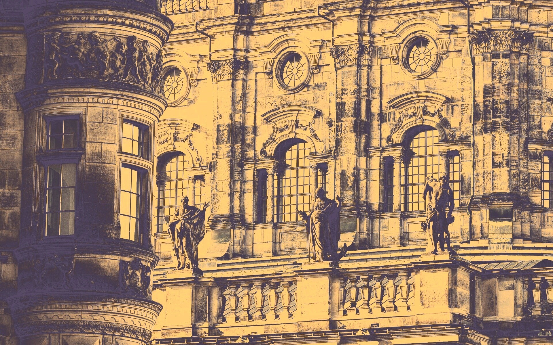 Hofkirche в Дрездене обои