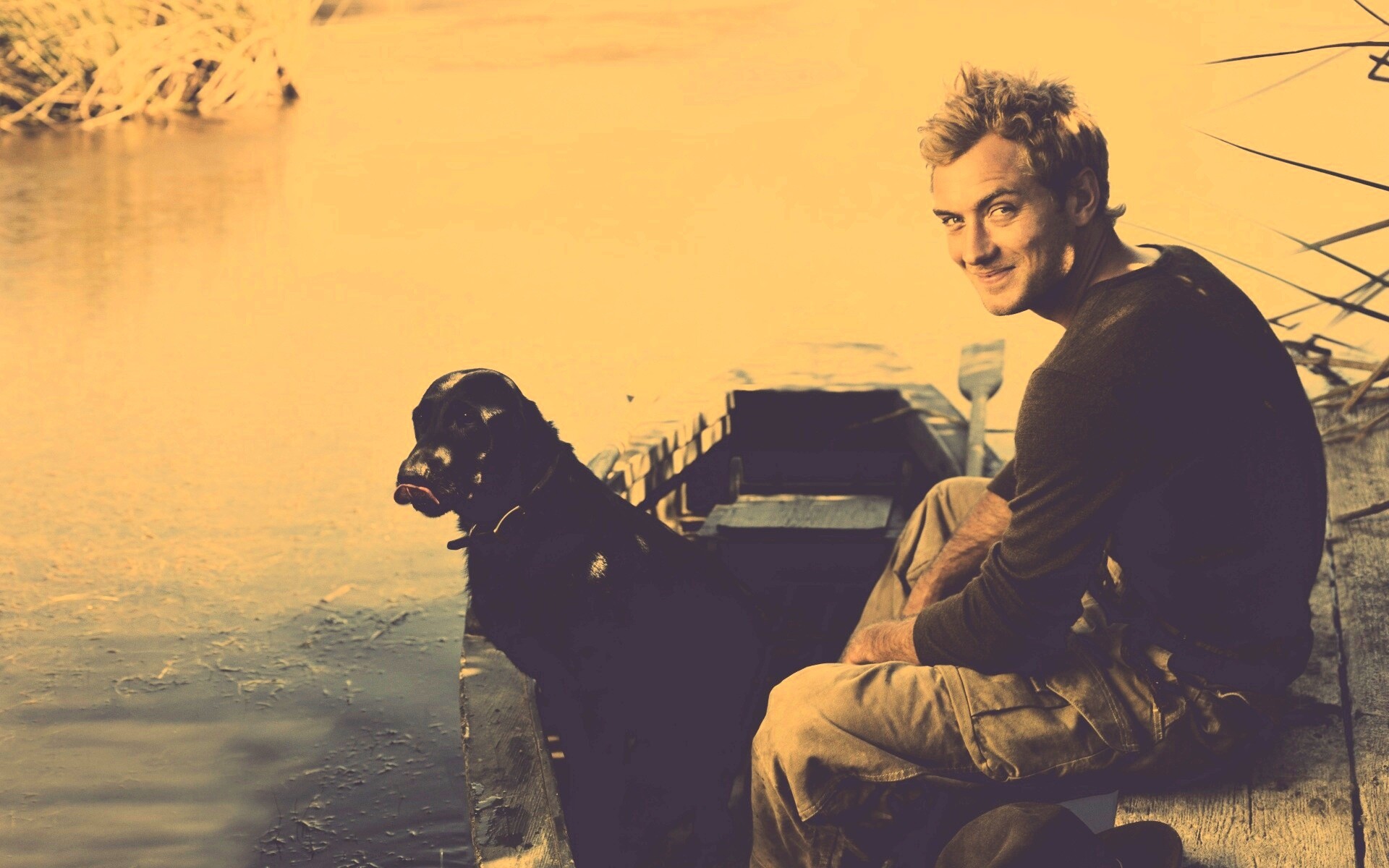 Джуд Лоу на лодке обои