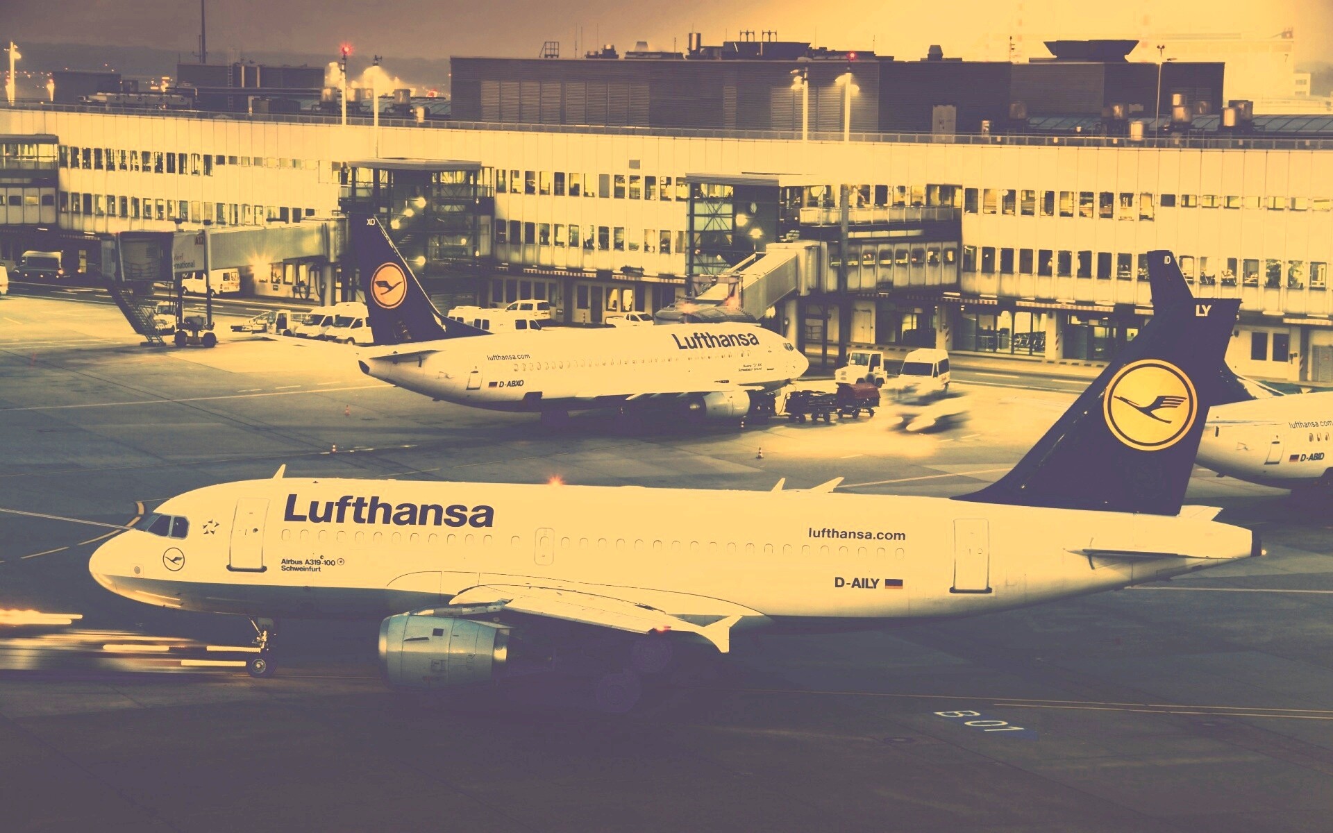 Атмосфера аэропорта обои