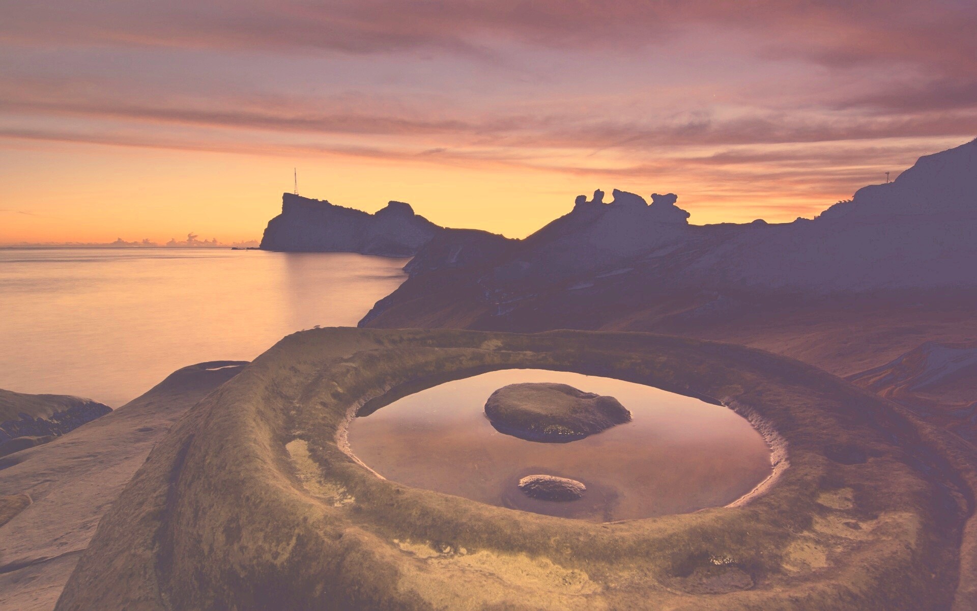 Закат на побережье обои