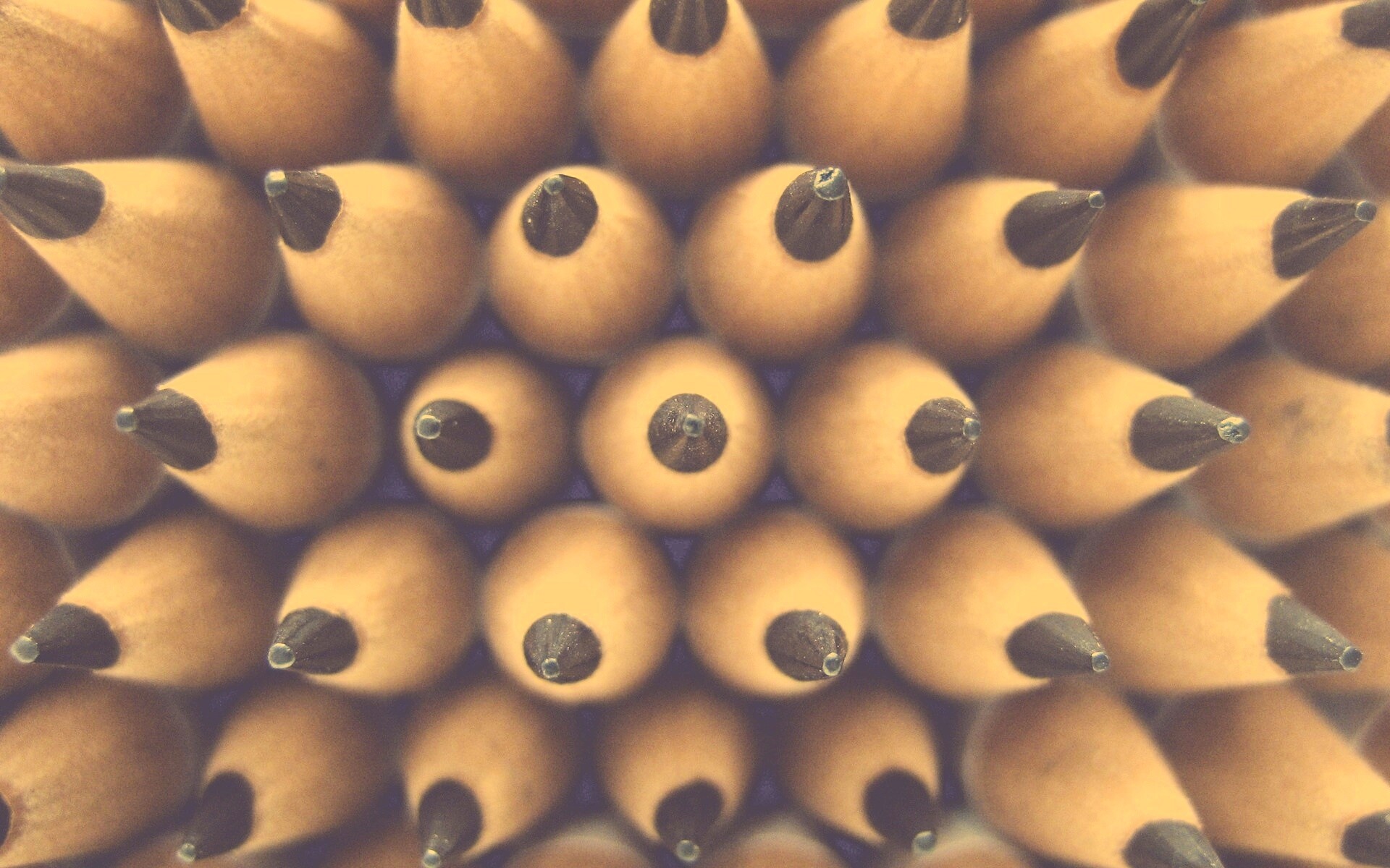 Чёрные карандаши обои