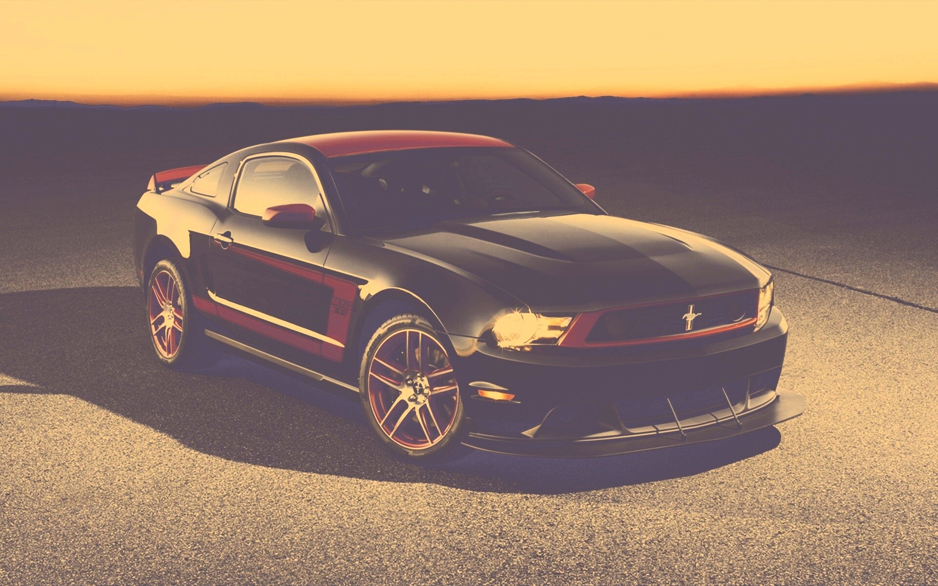 Черный Форд Мустанг с красными полосами обои