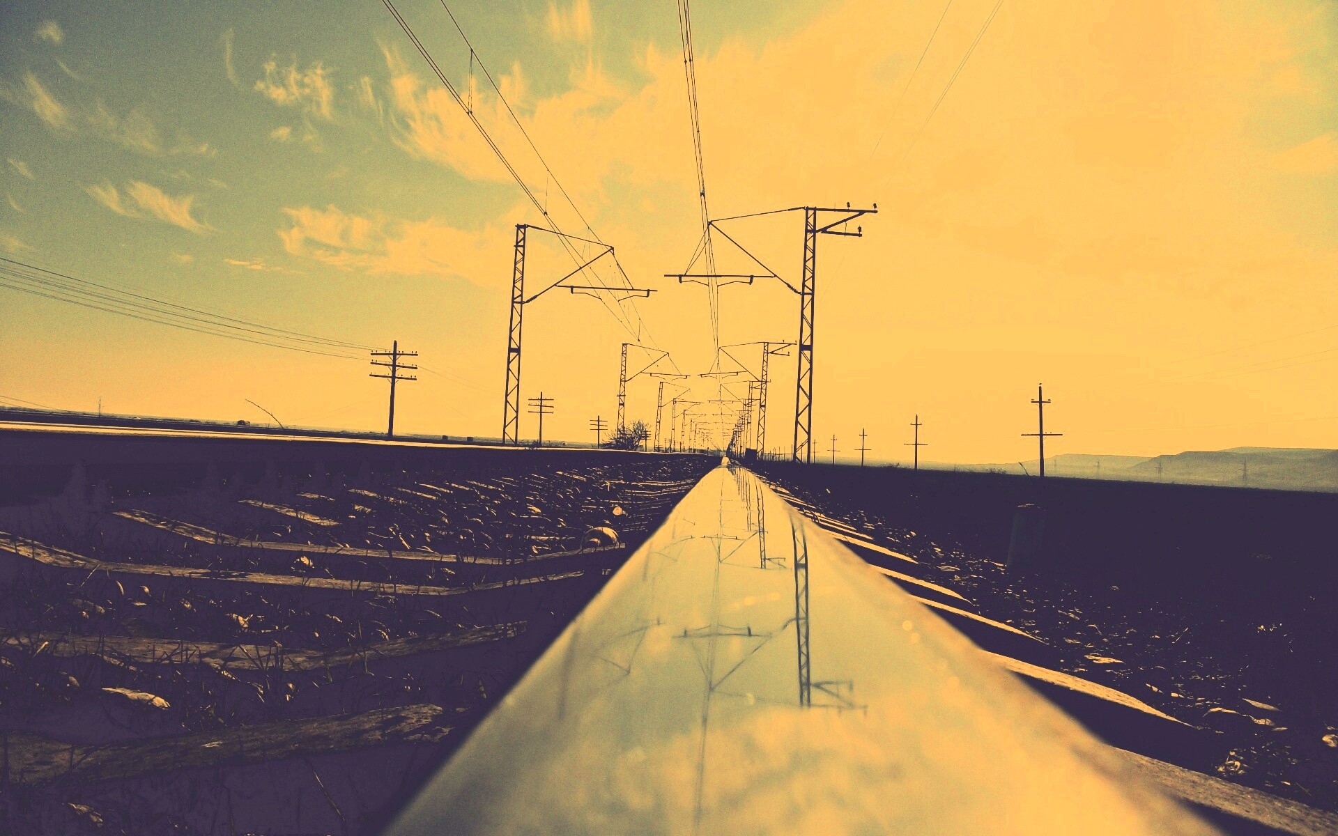 Фото вдоль железной дороги обои