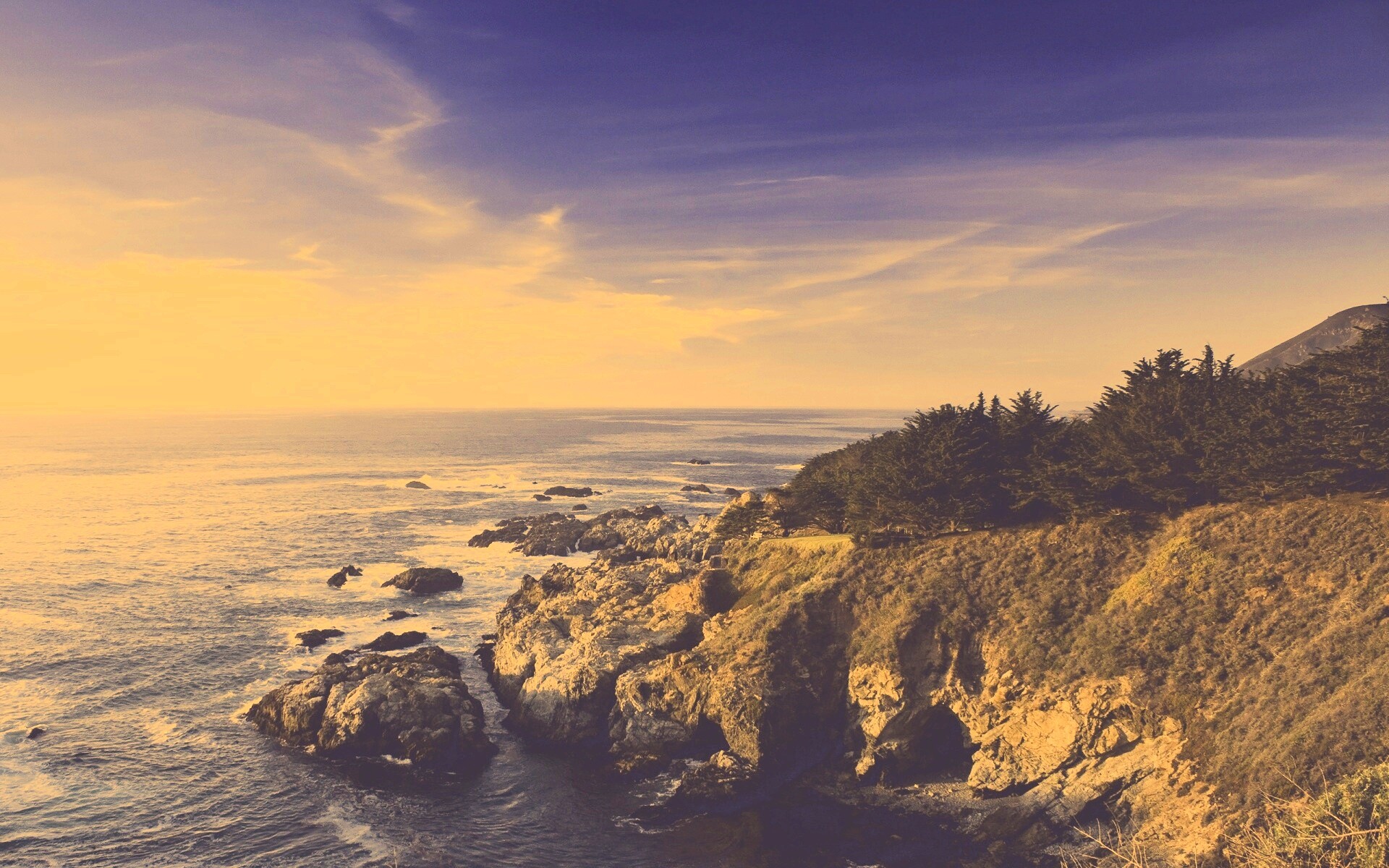 Скалистый берег обои