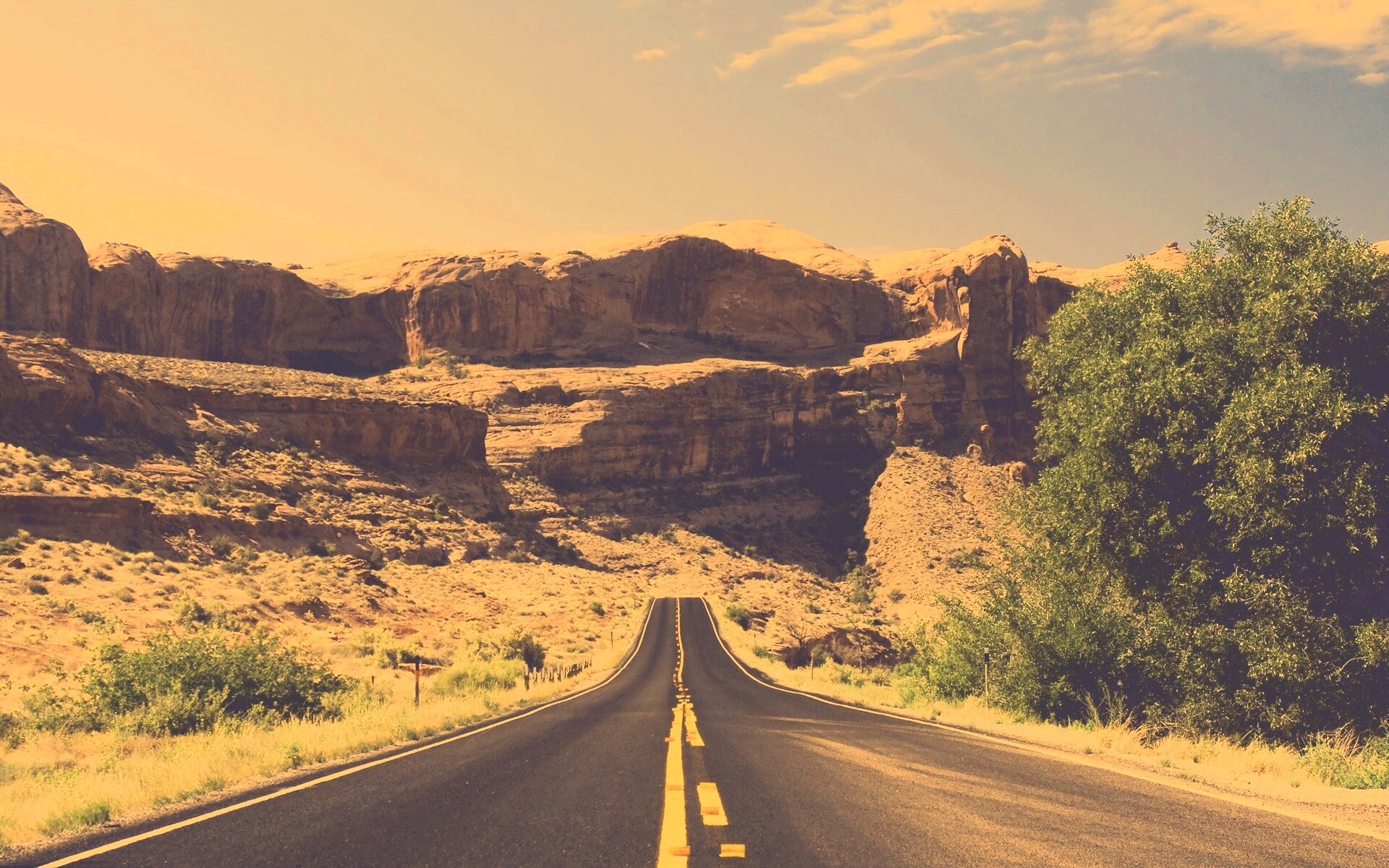 Дорога в горах обои