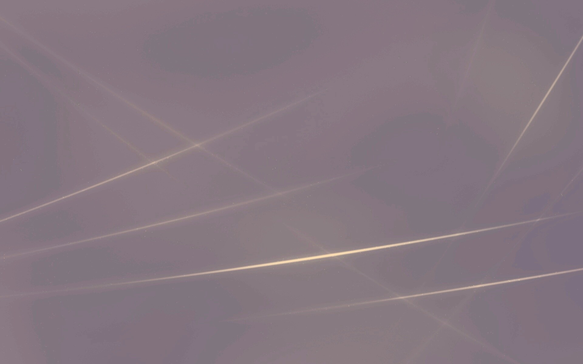 Лучи света на графитовом фоне обои