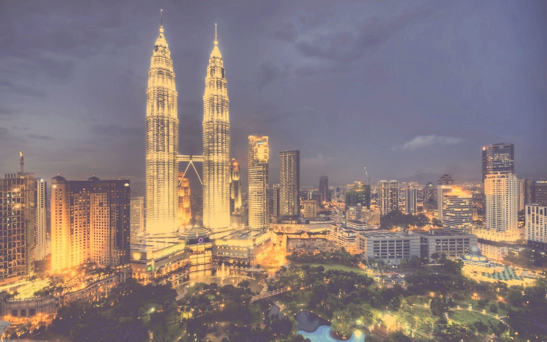 Куалу-Лумпур, столица Малайзии обои