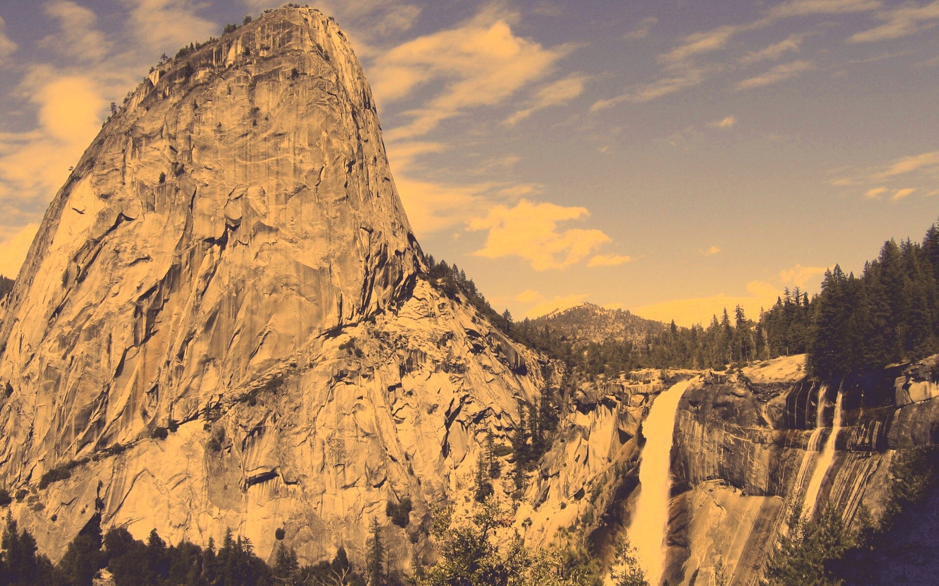 Скалы и водопад обои