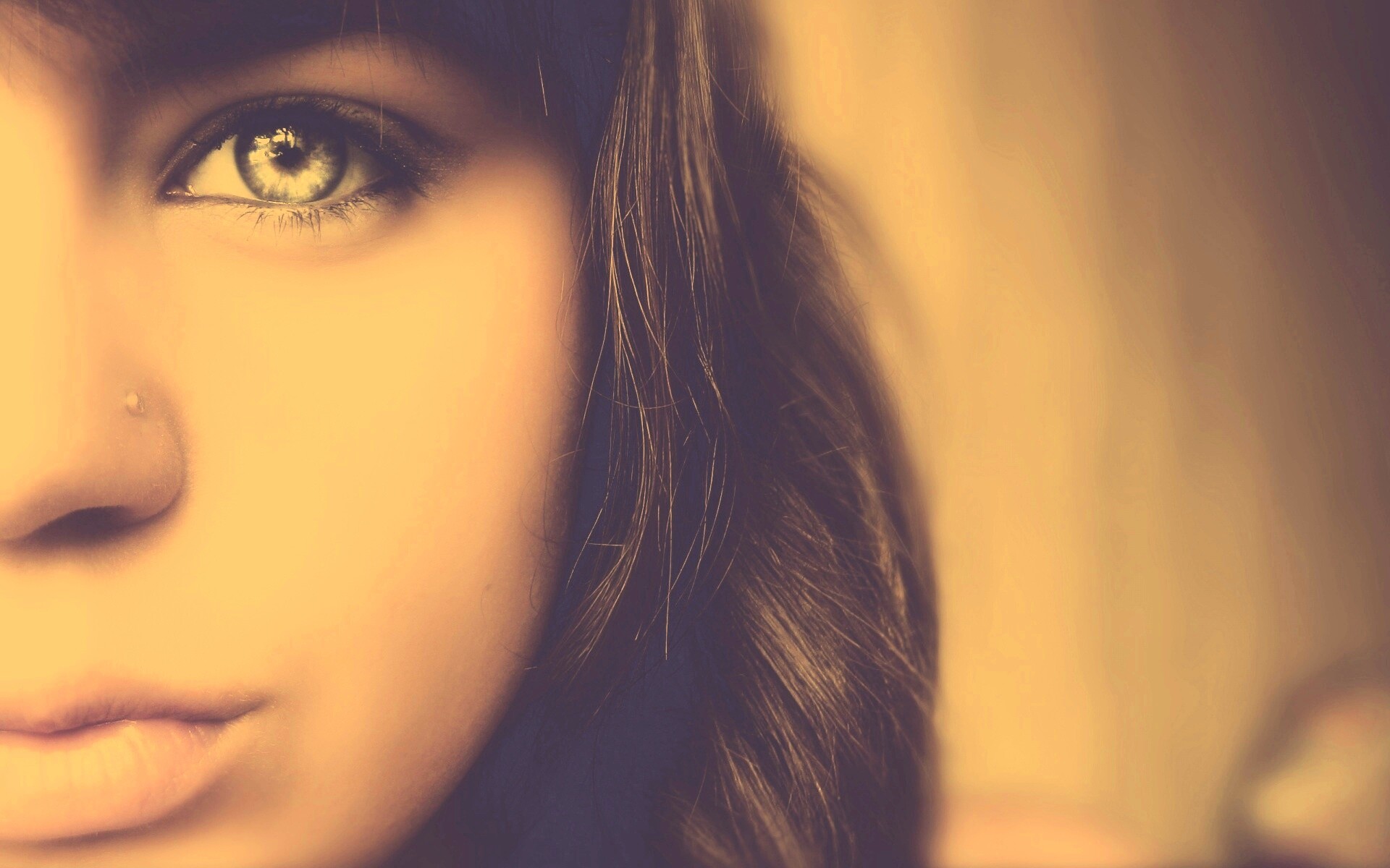 Лицо крупным планом обои