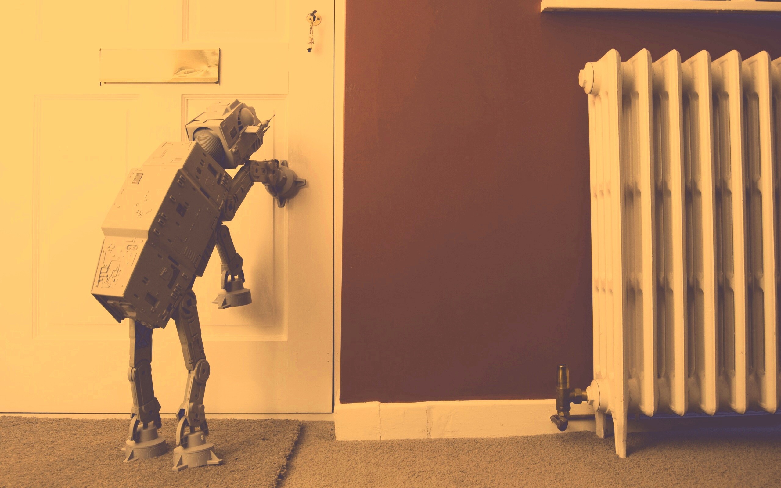 Имперский робот просится гулять обои