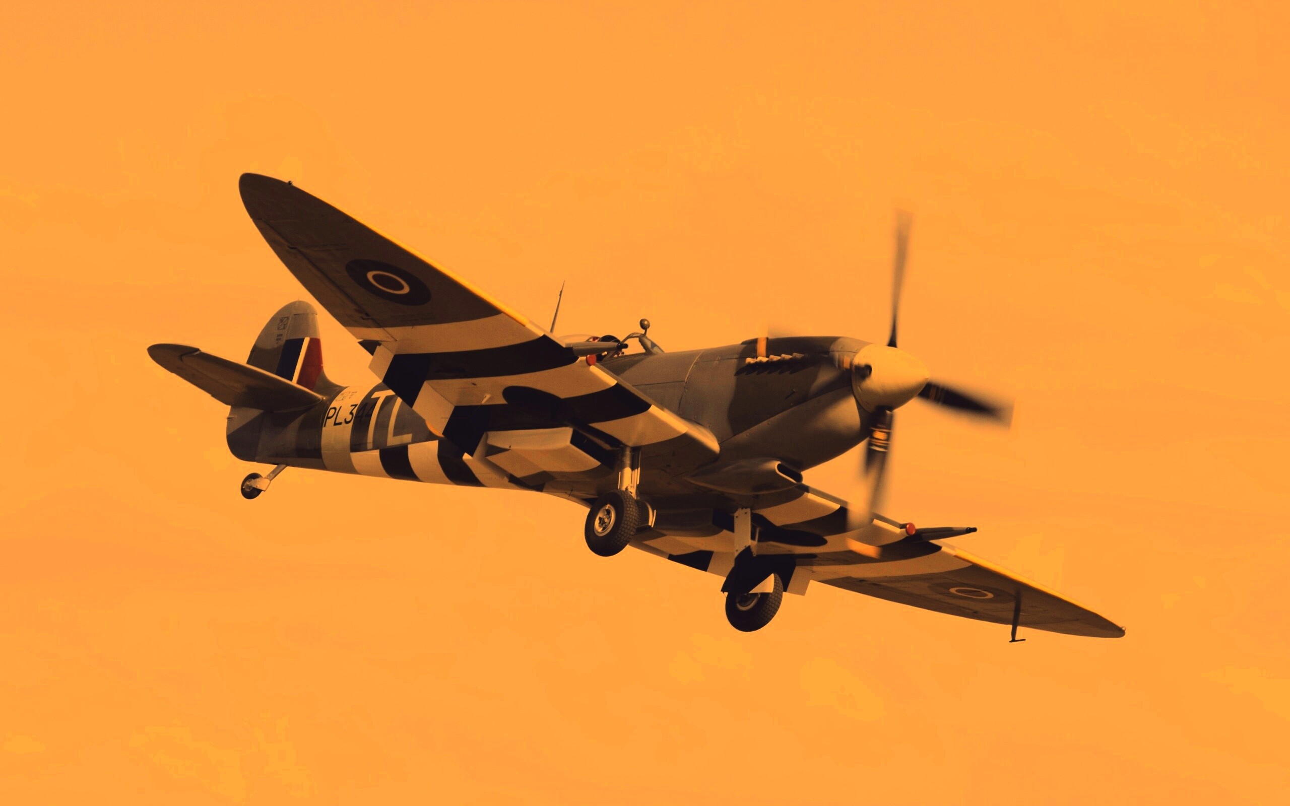 Истребитель времён Второй Мировой Войны обои