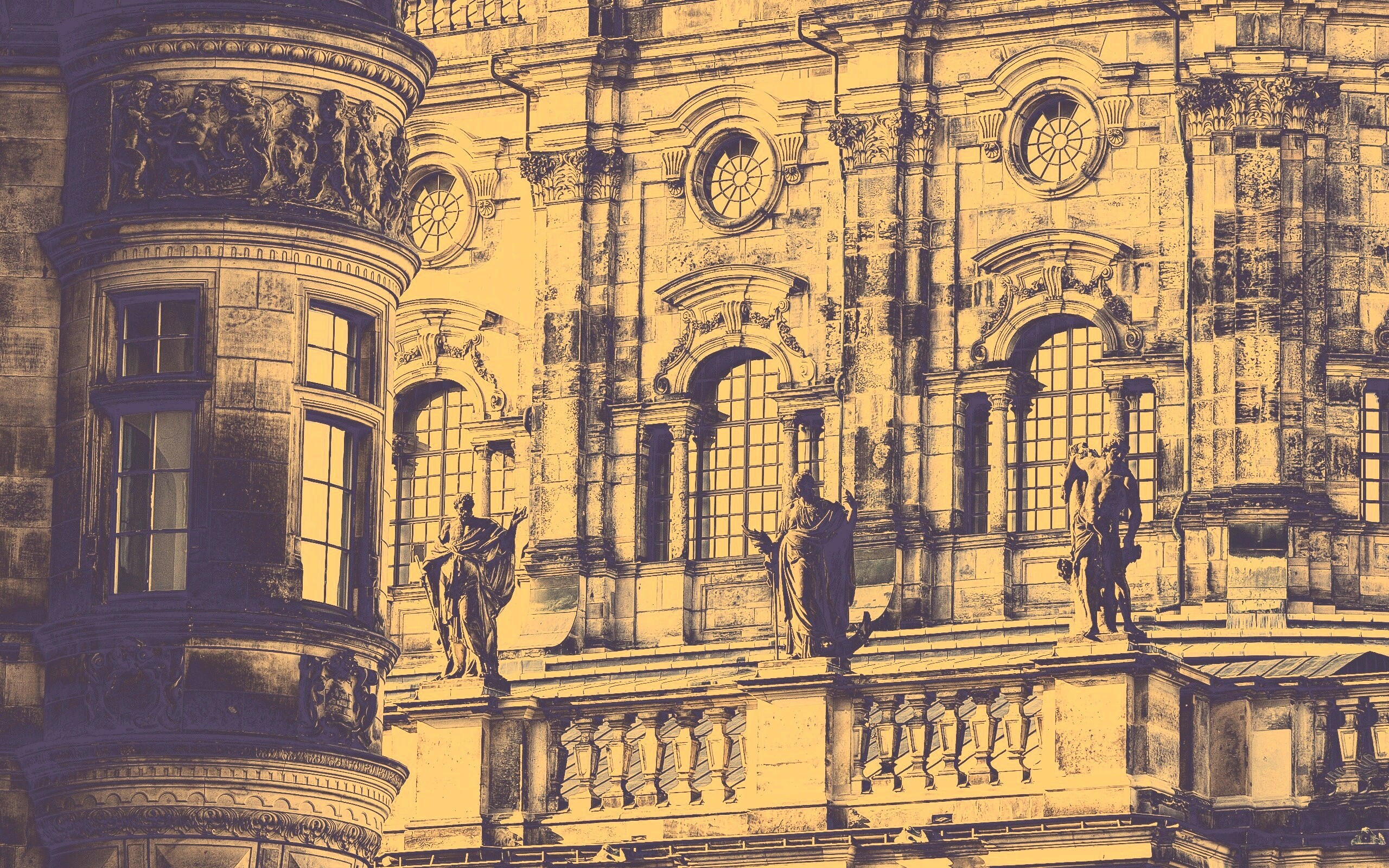 Hofkirche в Дрездене обои