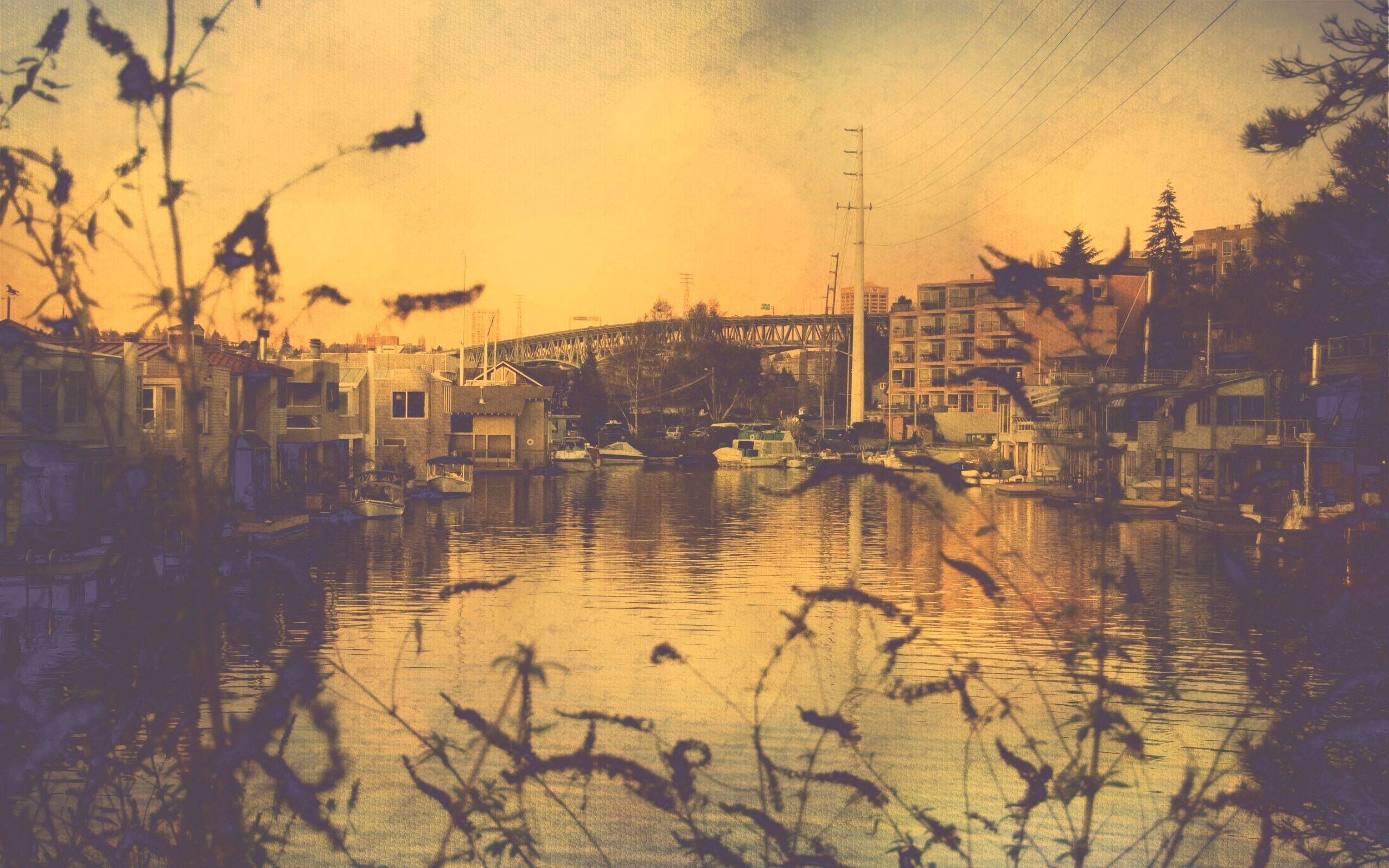 Городок на реке обои