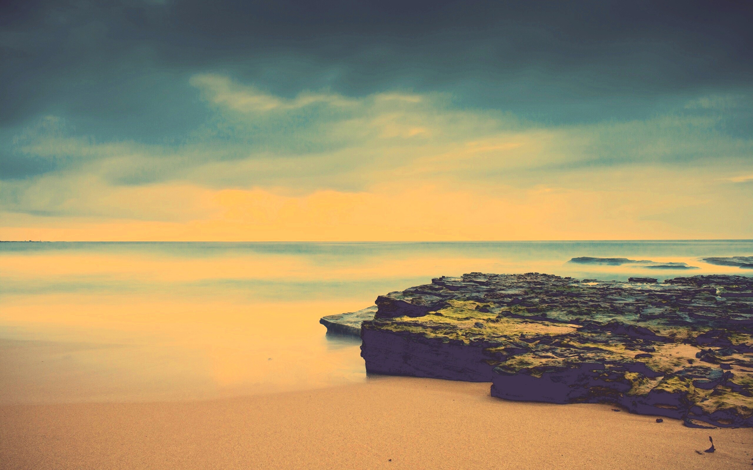 На берегу обои