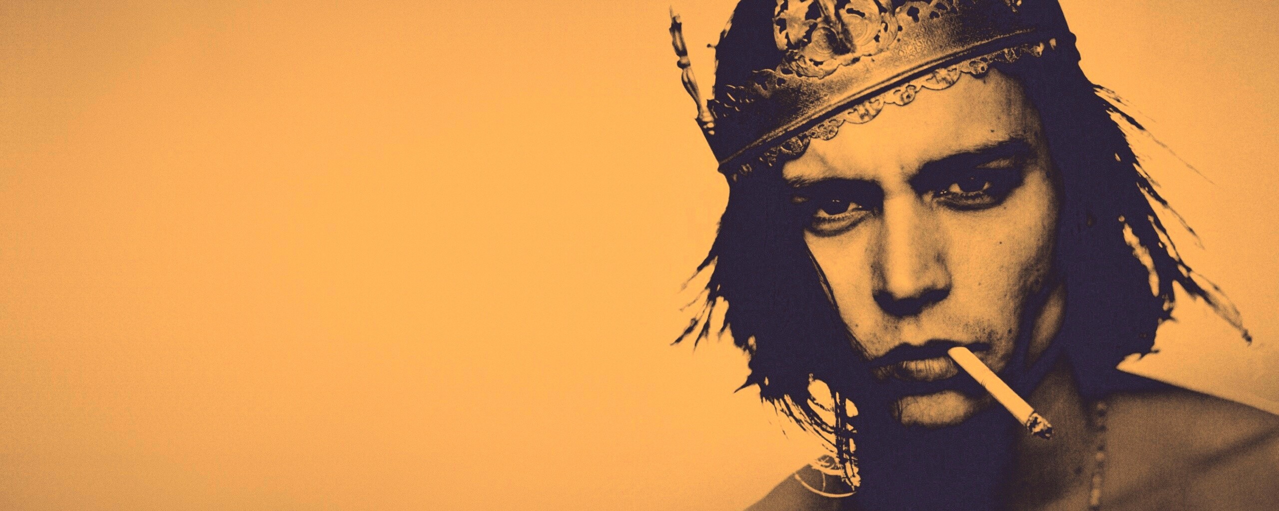 Джонни Депп в короне обои