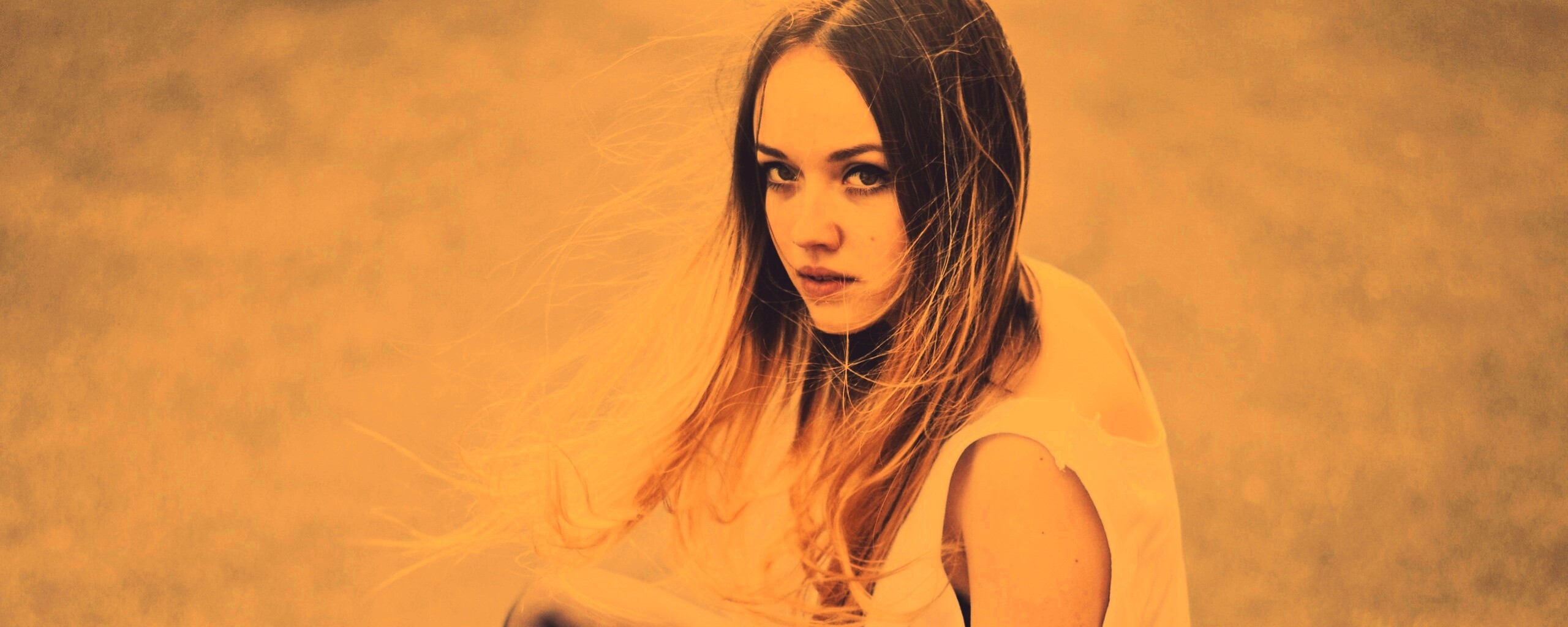 Девушка в образе модели обои