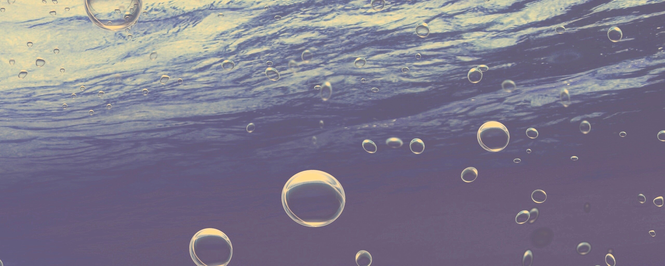 Пузыри под водой обои