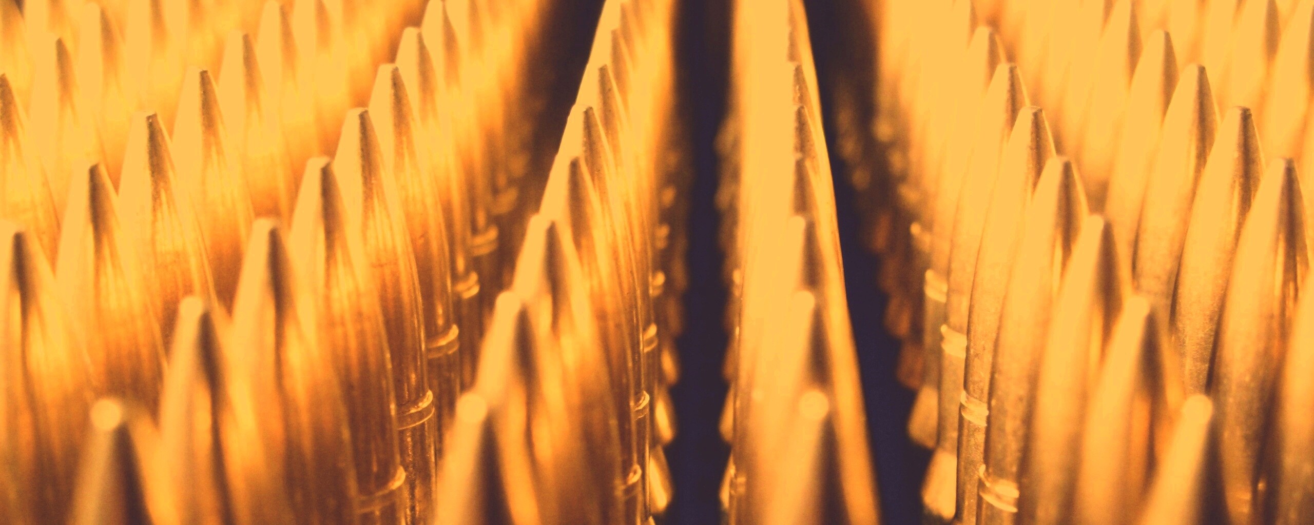 Стройные ряды патронов обои