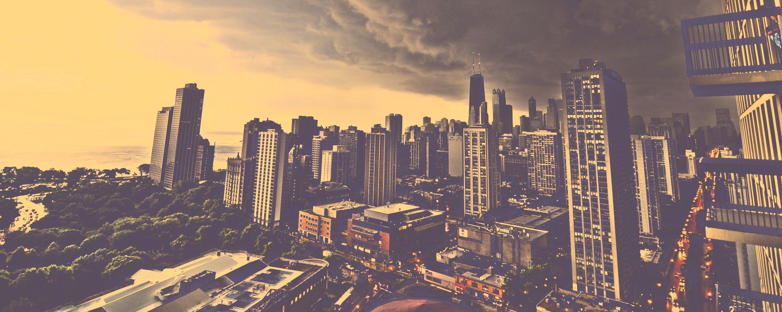 Туча над городом обои