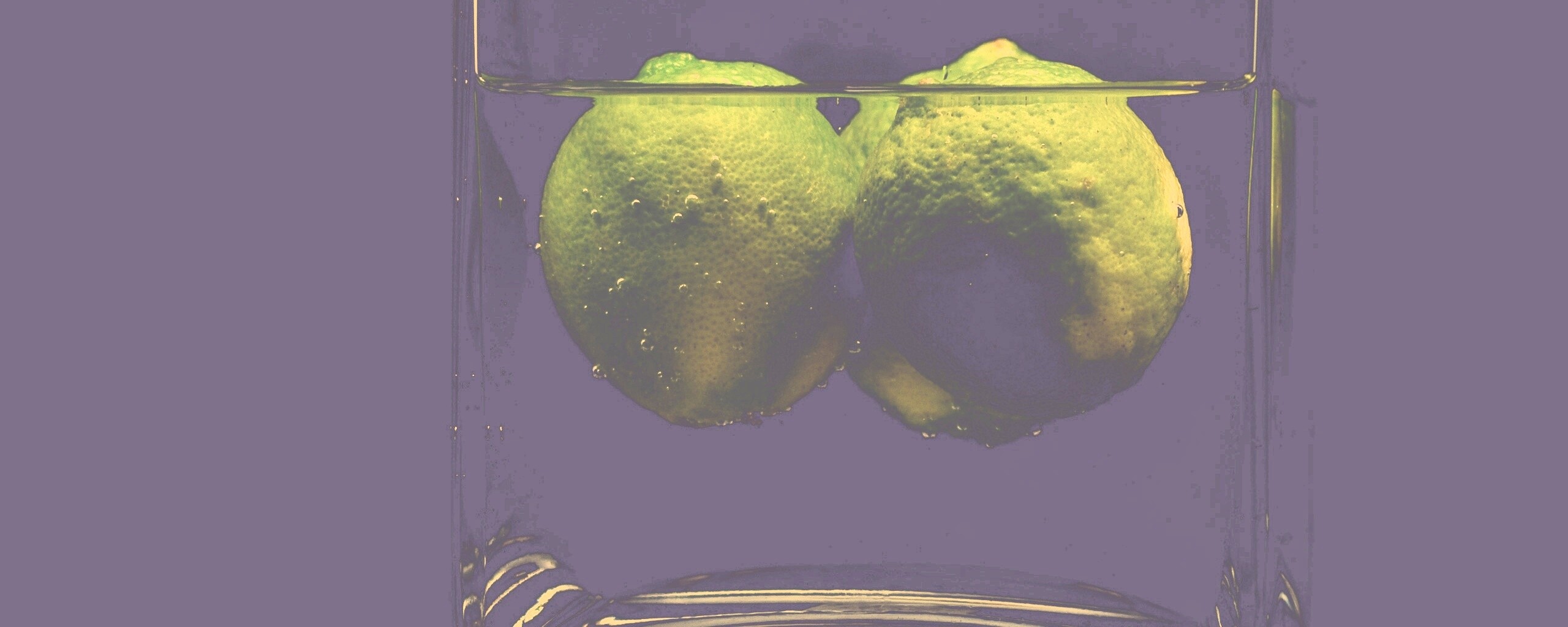 Лайм в стакане обои