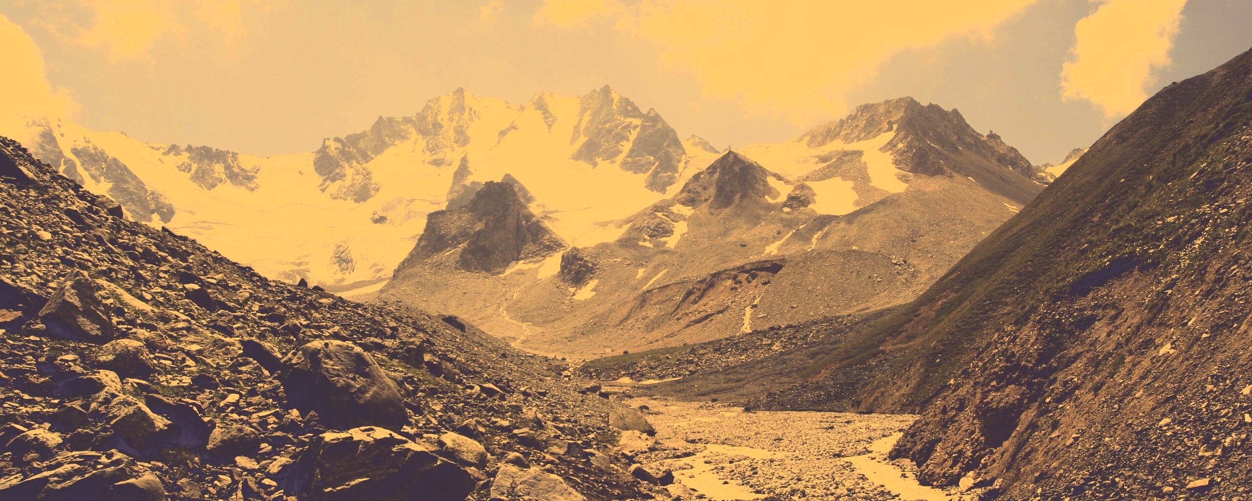 Горный пейзаж обои