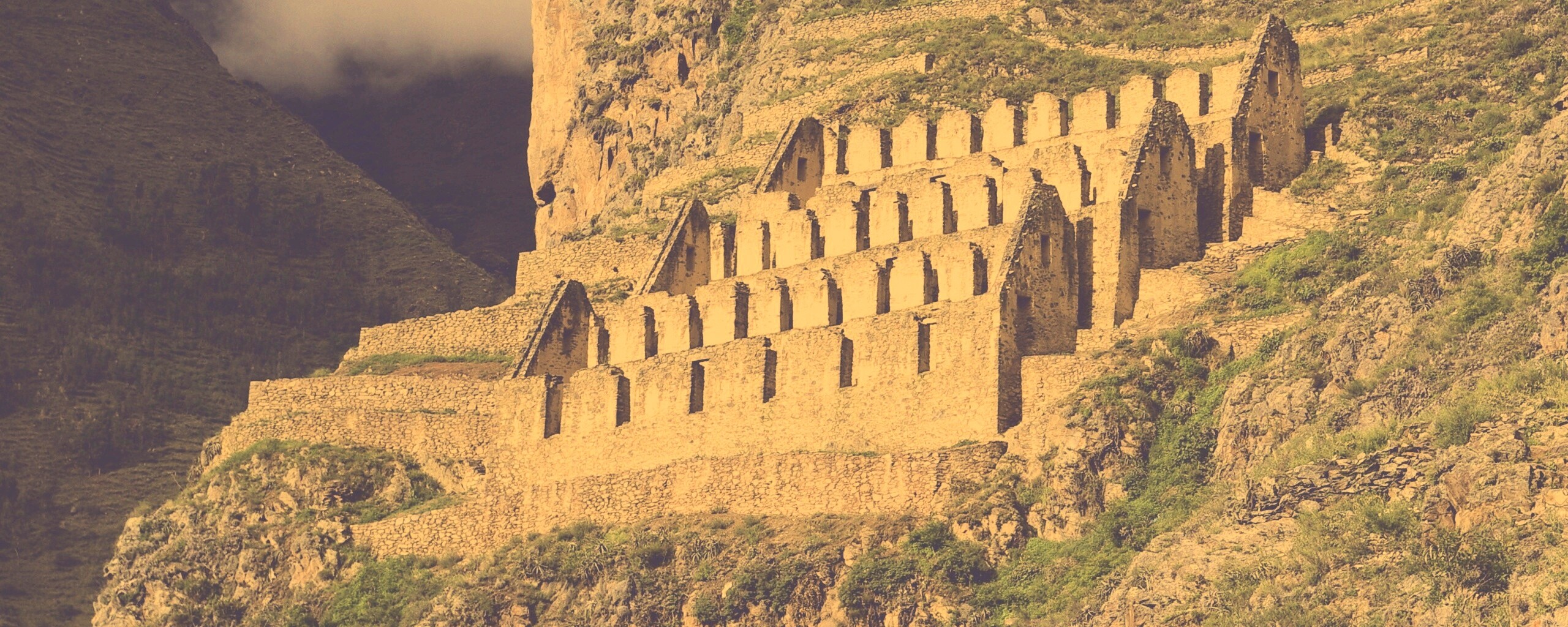 Руины в скалах Перу обои
