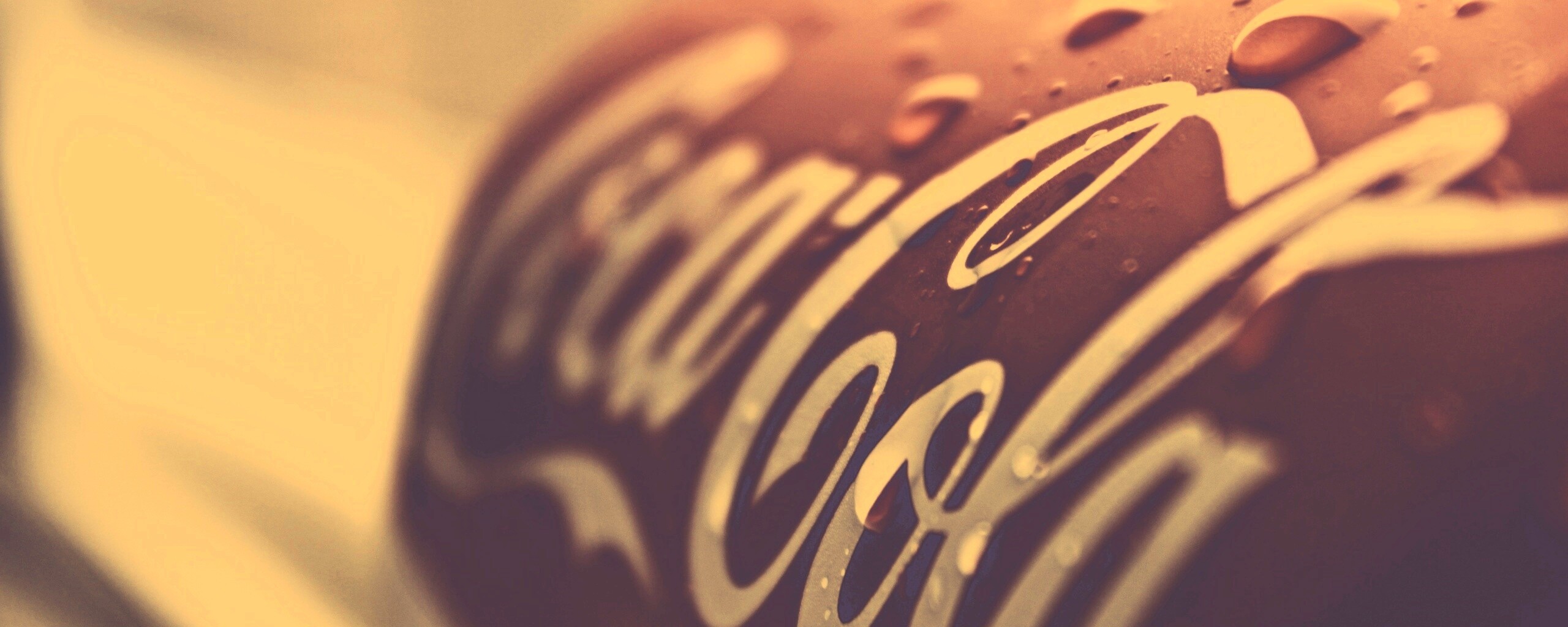 Банка Кока-Колы обои