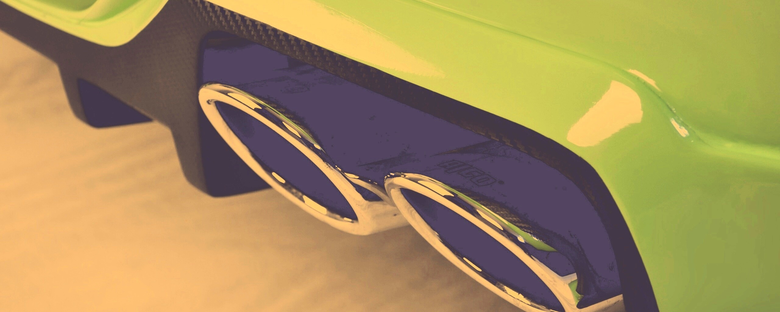 Выхлопная труда обои