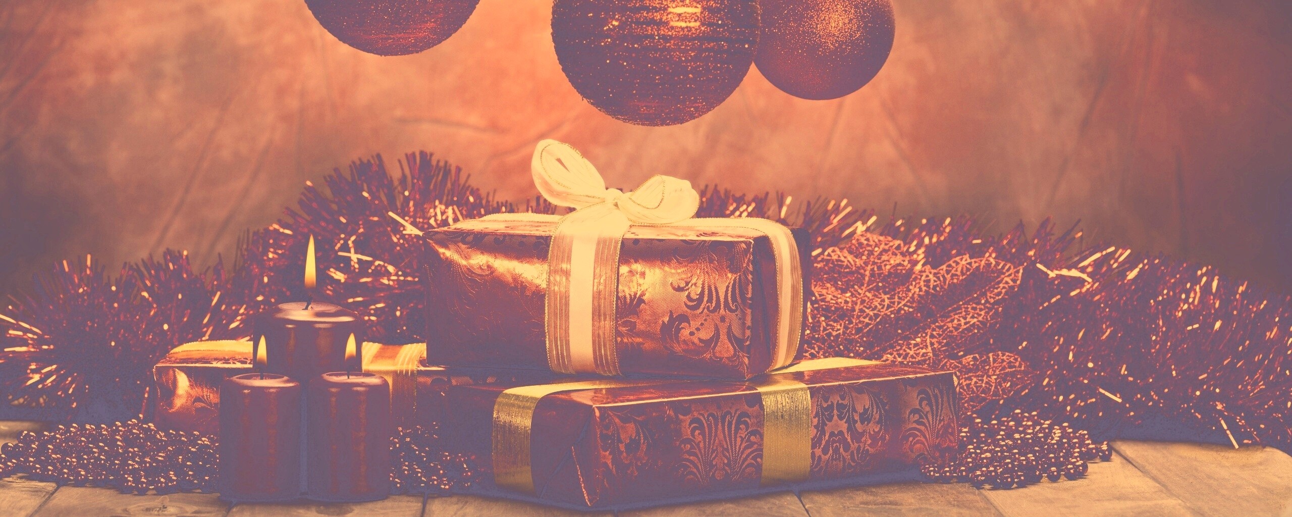 Новогодние подарки обои