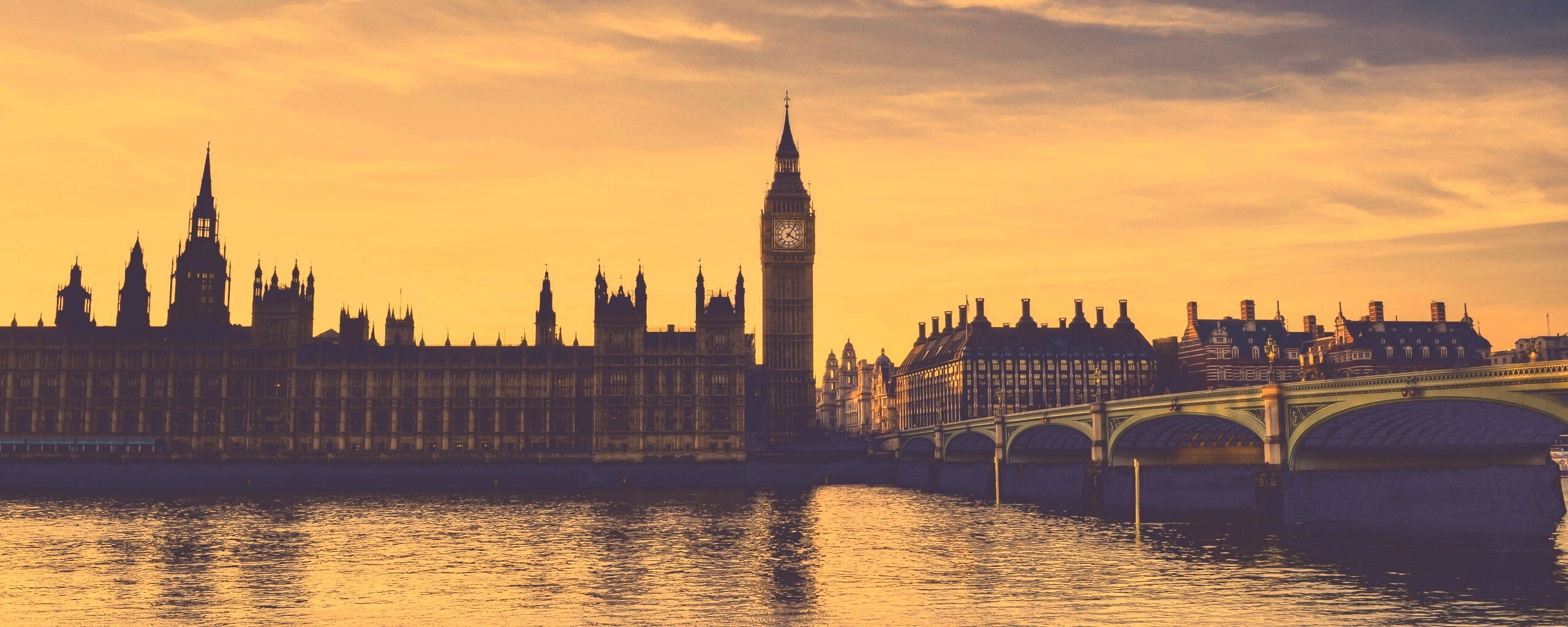 Биг-Бен на берегу Темзы обои