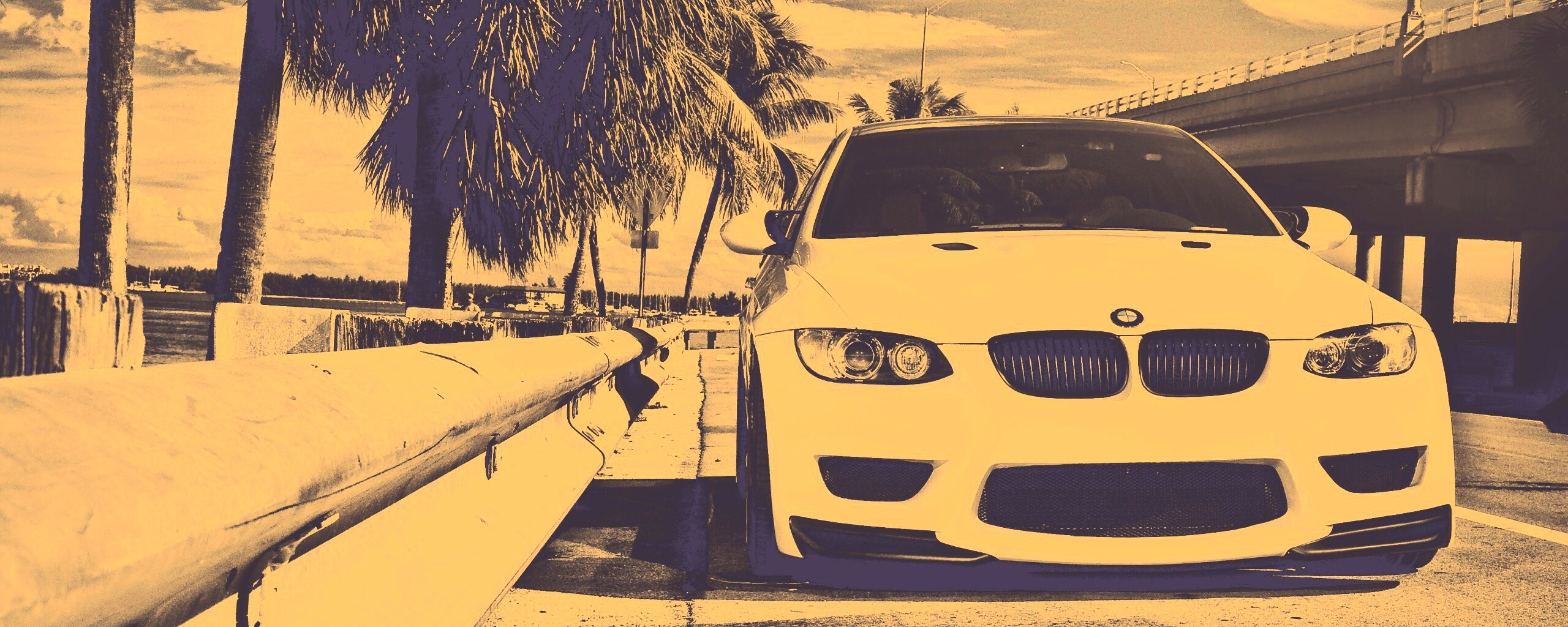 BMW в тропиках обои