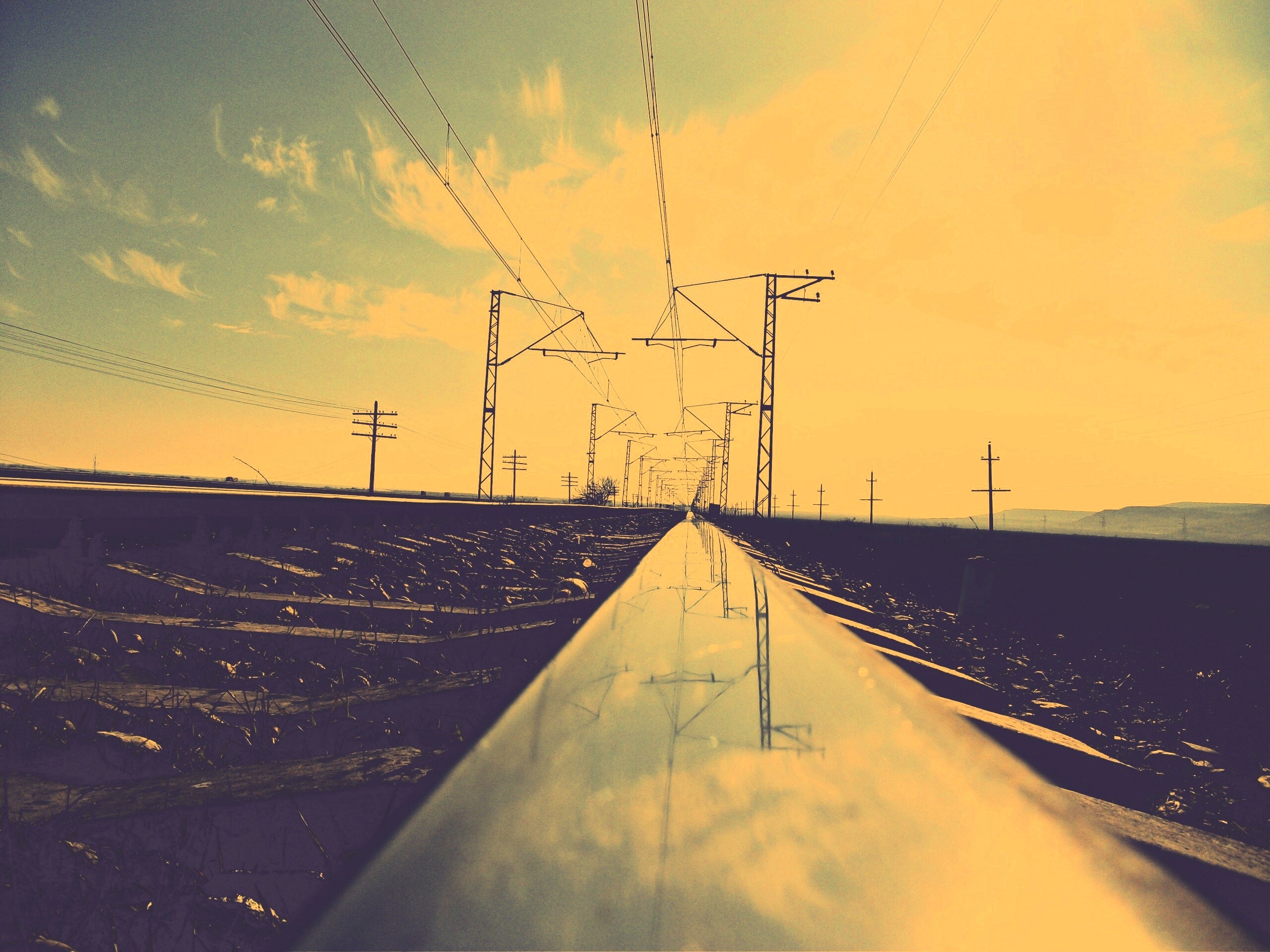 Фото вдоль железной дороги обои