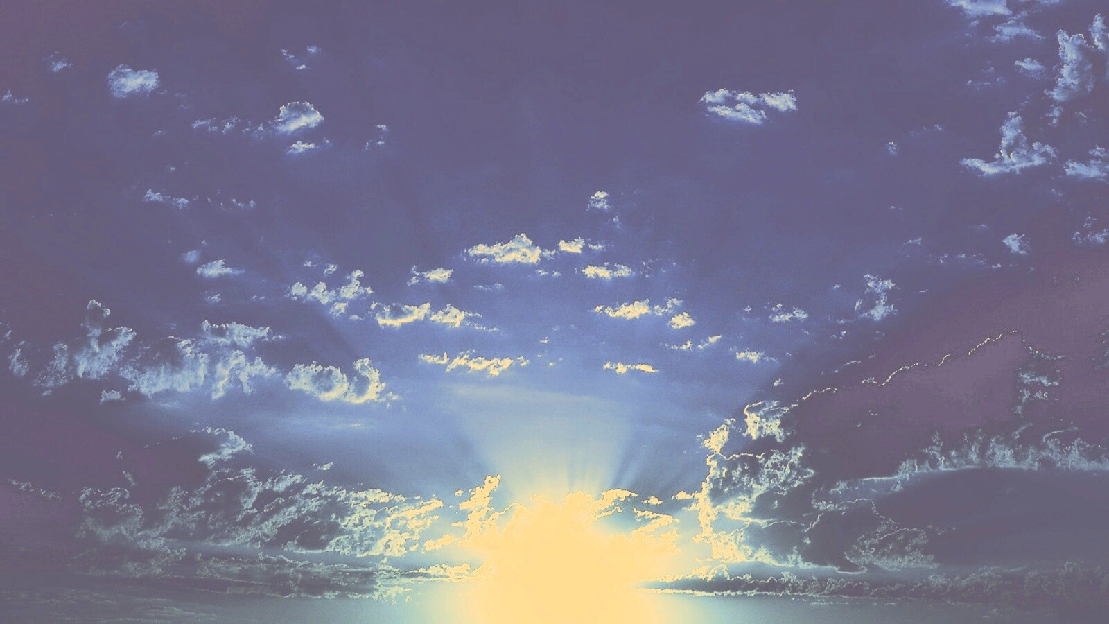 Восход в горах обои