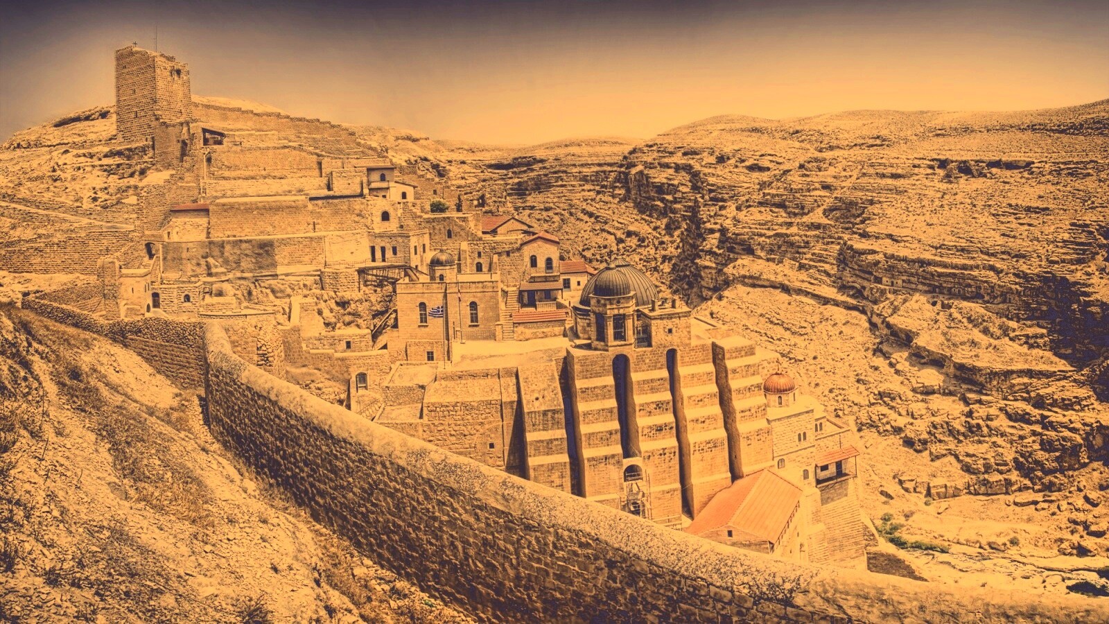 Город среди скал обои