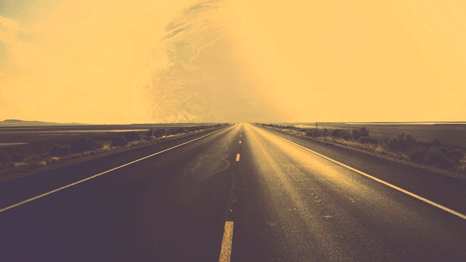 Дорога в луну обои