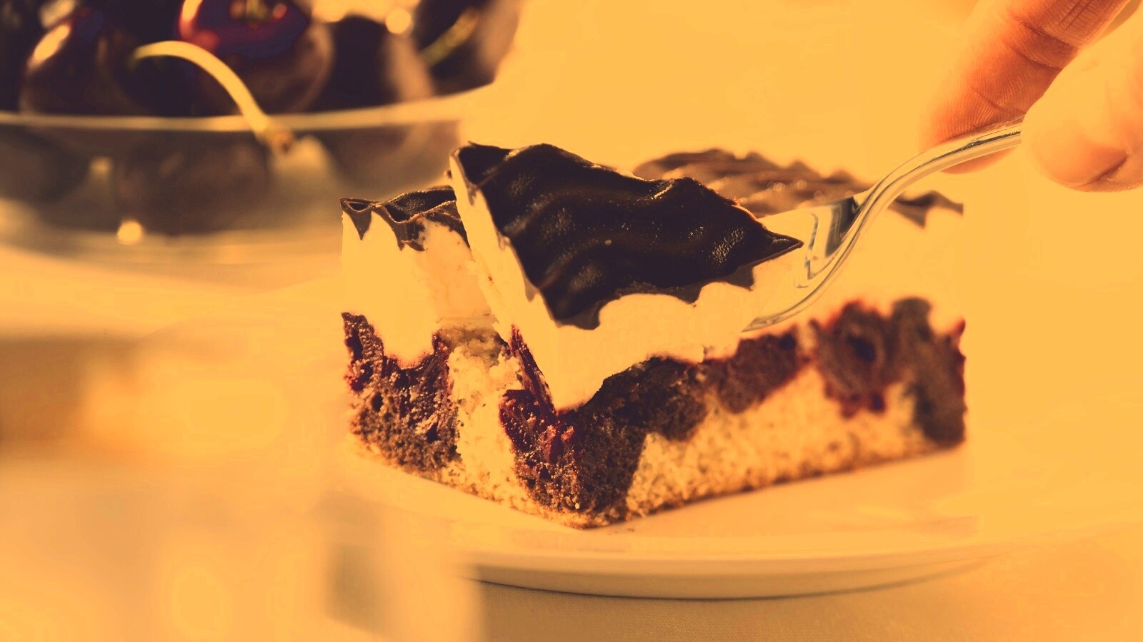 Вишневое пирожное обои