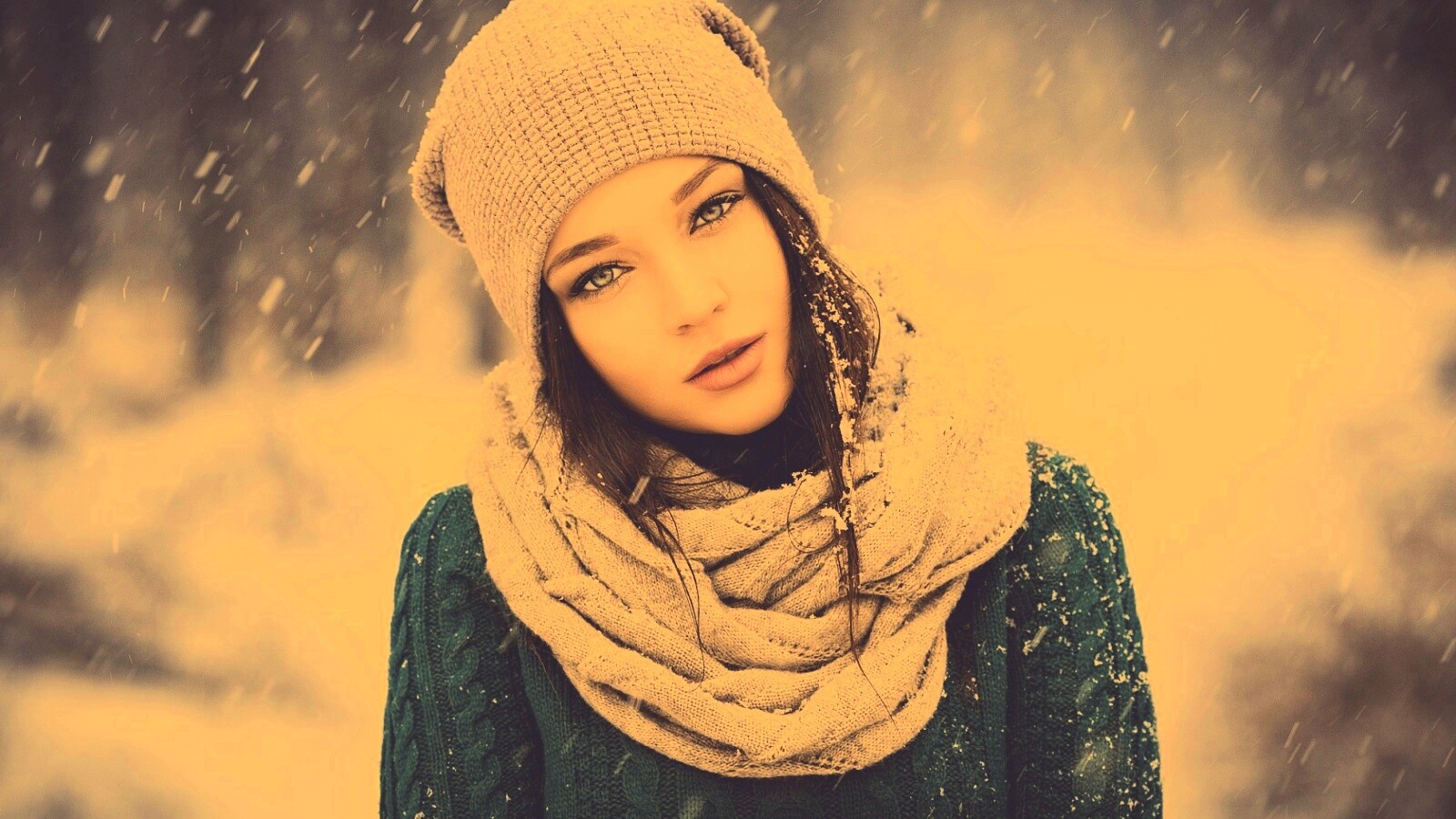 Девушка в снегопад обои