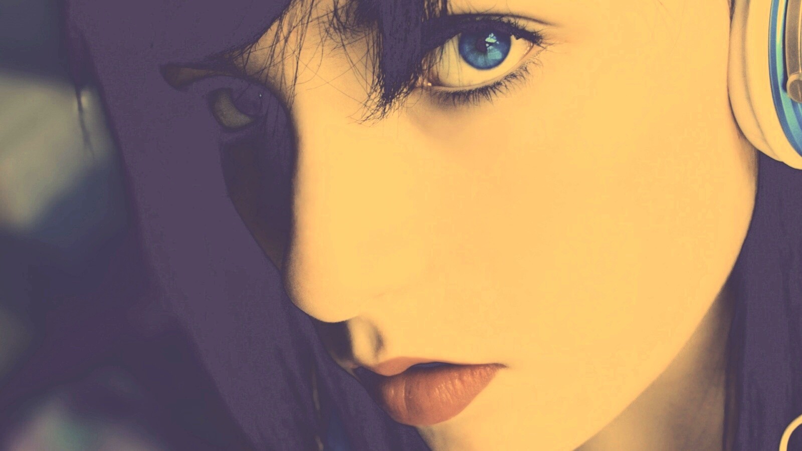 Наушники и девушка обои