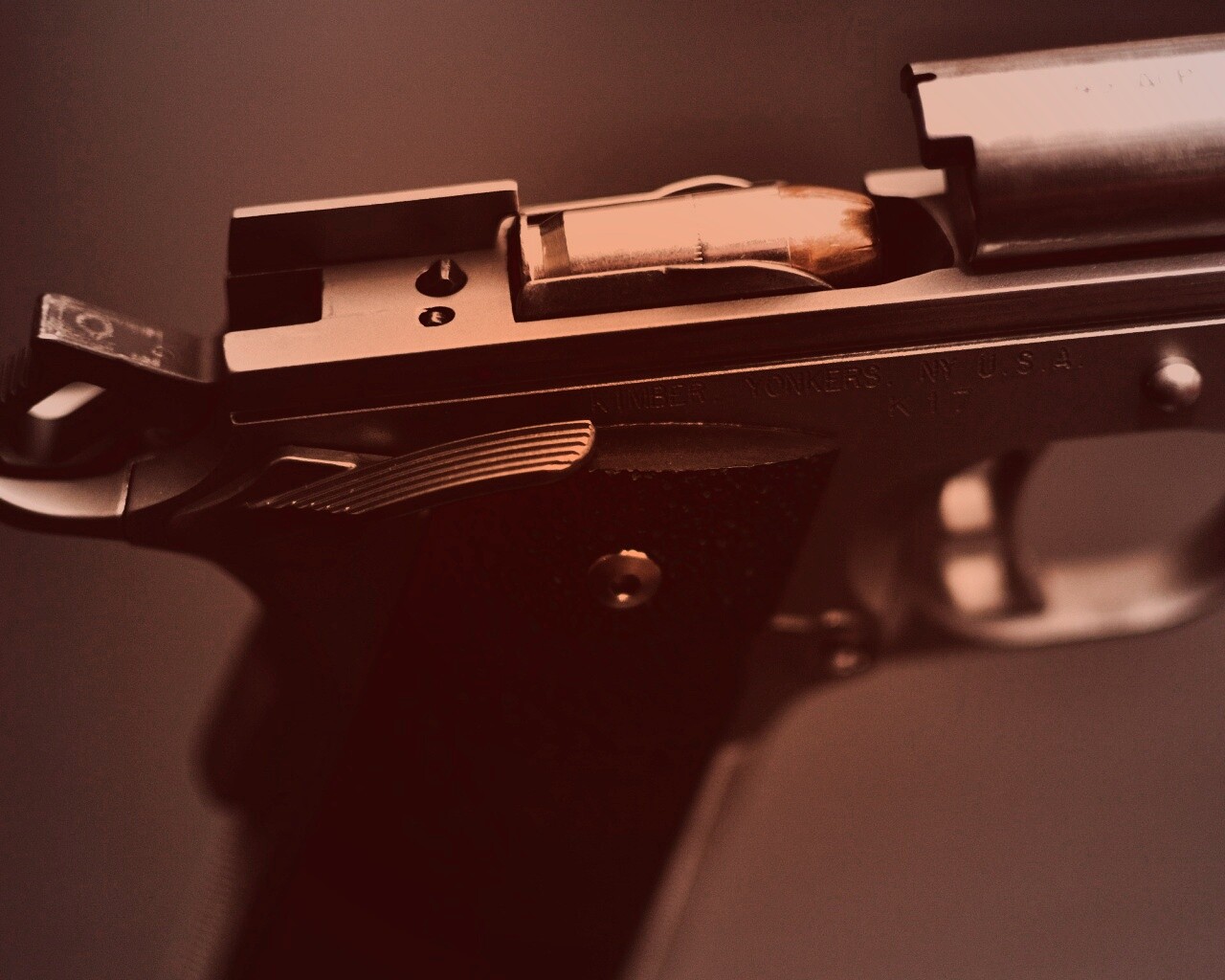 Разобранный пистолет обои