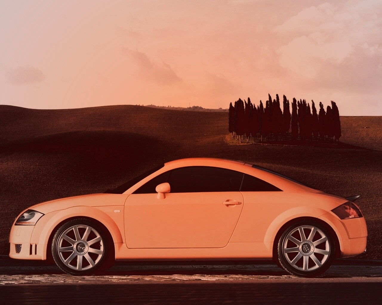 Оранжевый Ауди ТТ обои