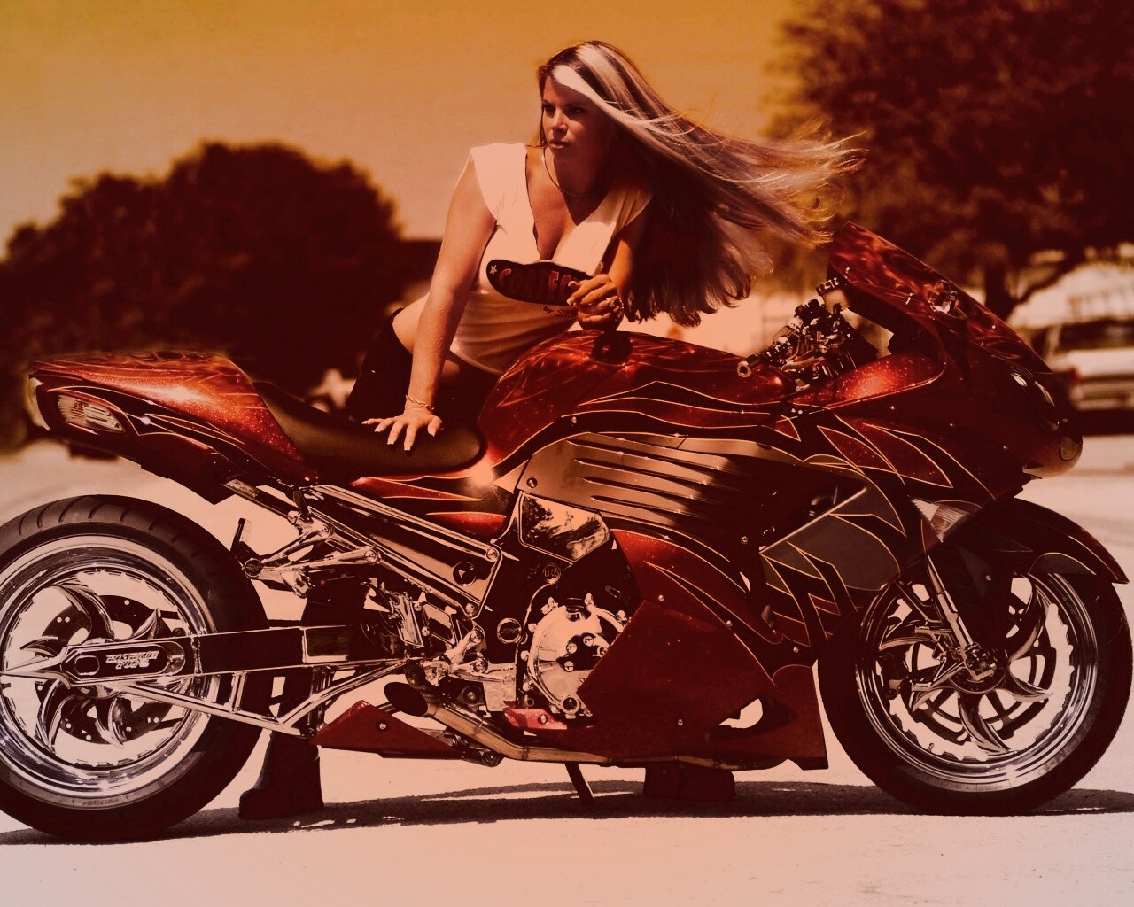Девушка и байк обои