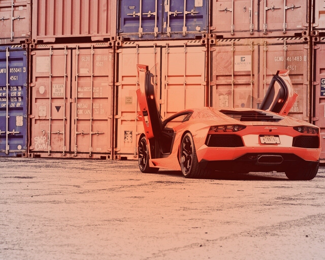 Оранжевый Авентадор обои