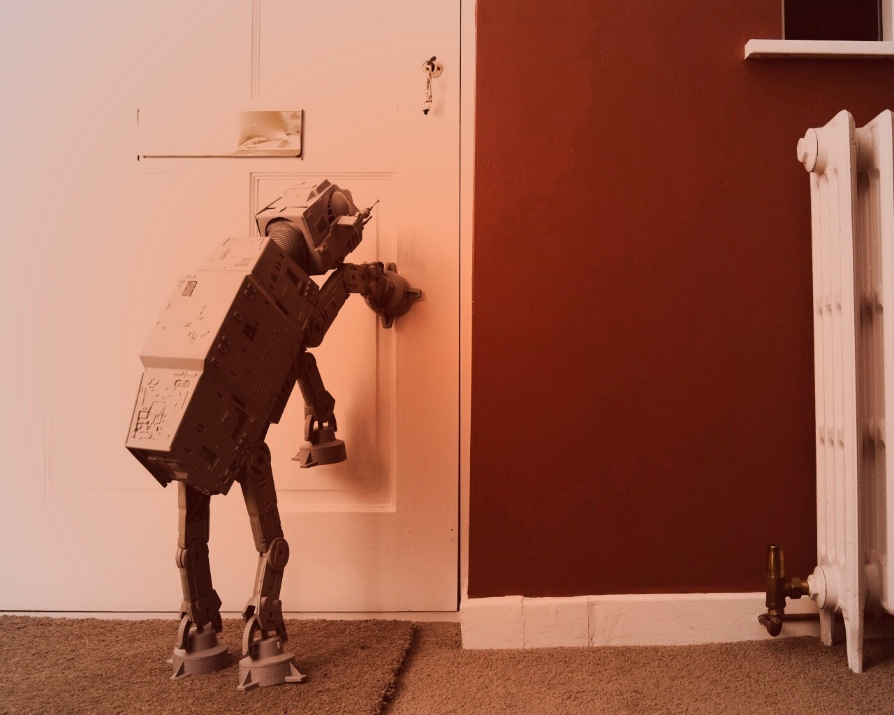 Имперский робот просится гулять обои