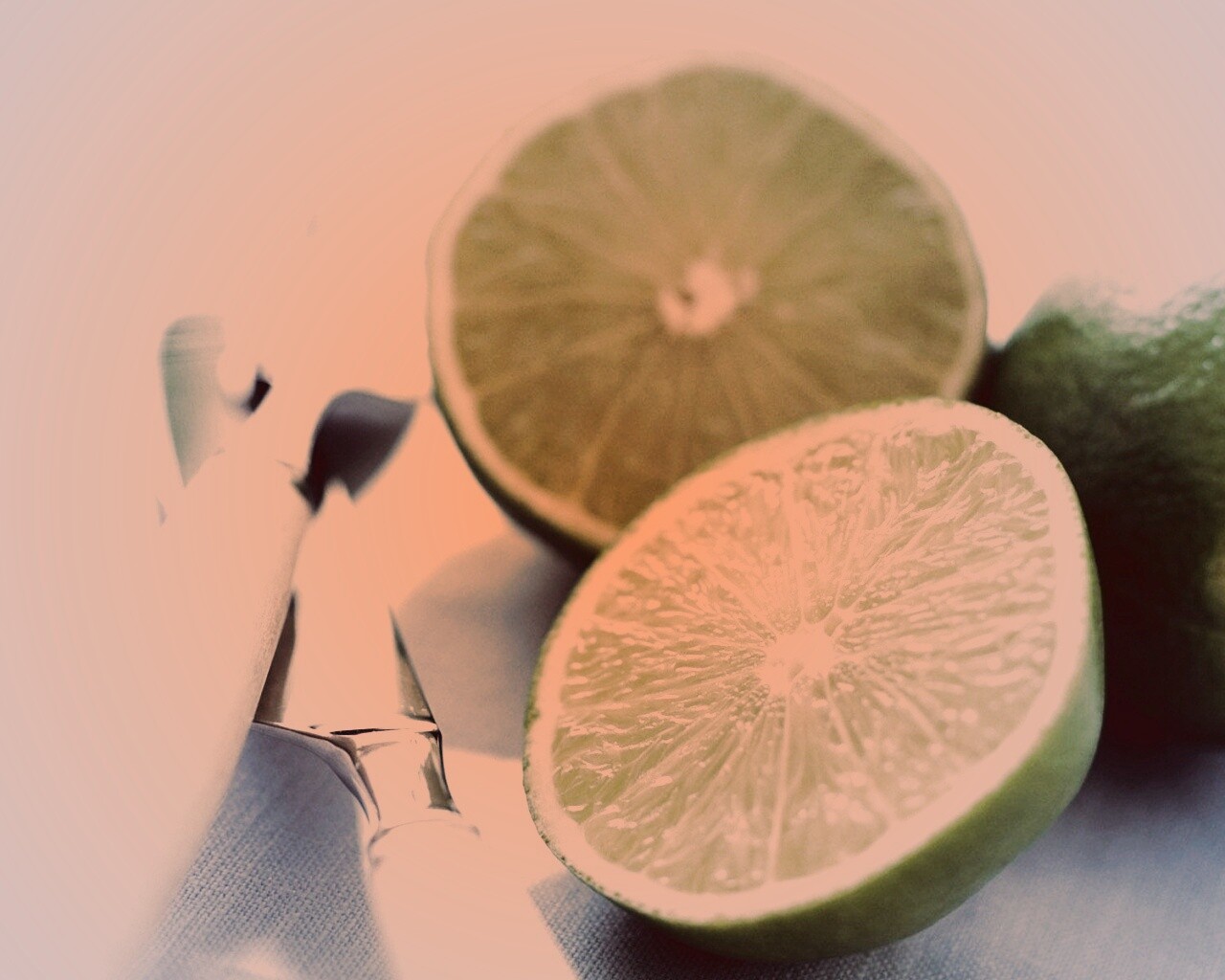 Нож, вилка и лайм обои