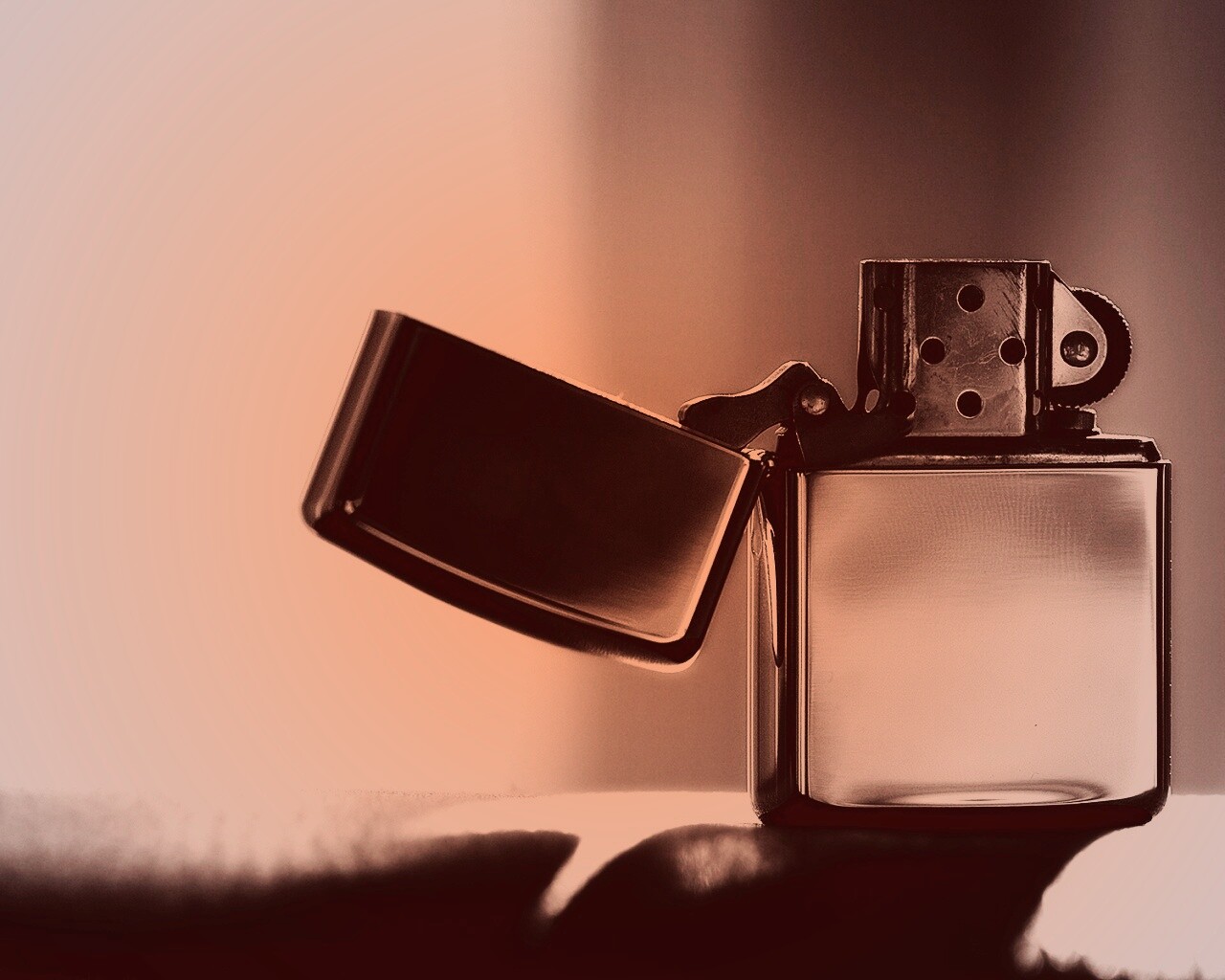 Зажигалка обои