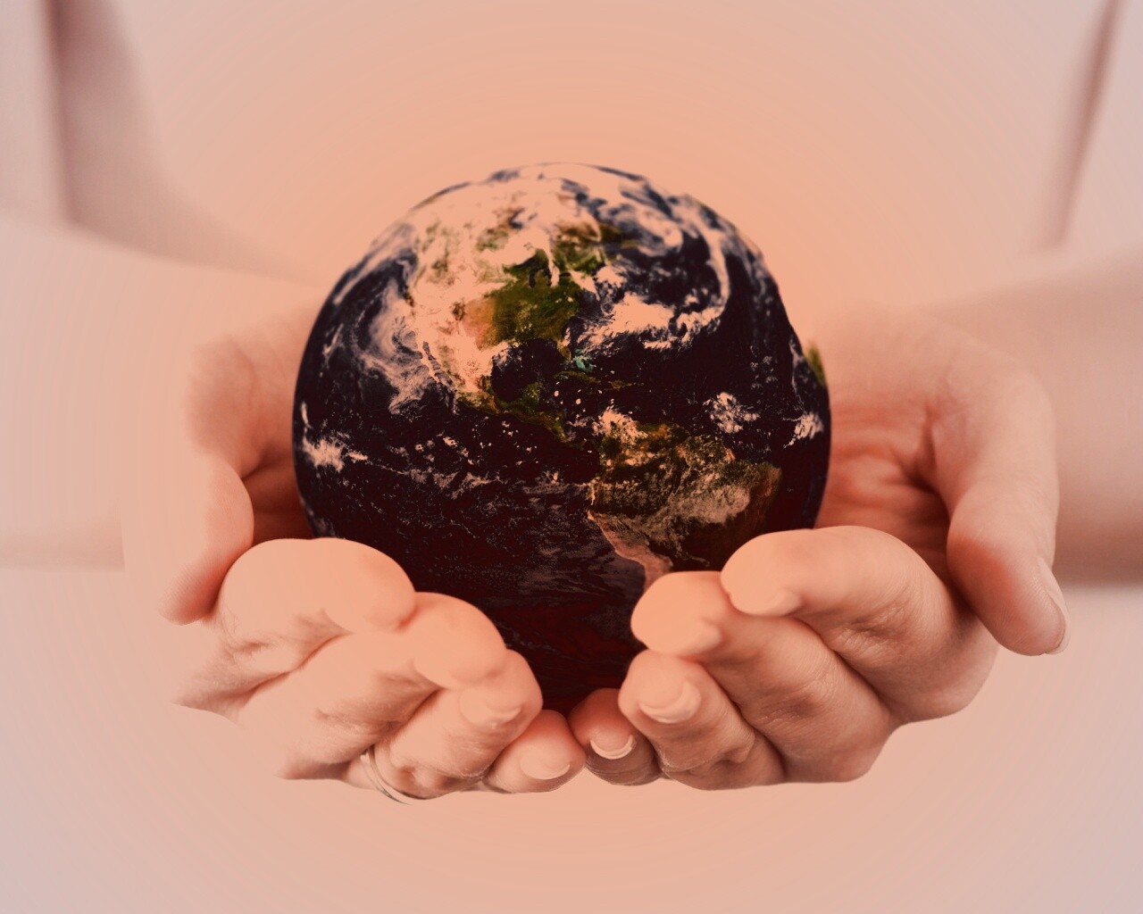 Весь мир в твоих руках обои