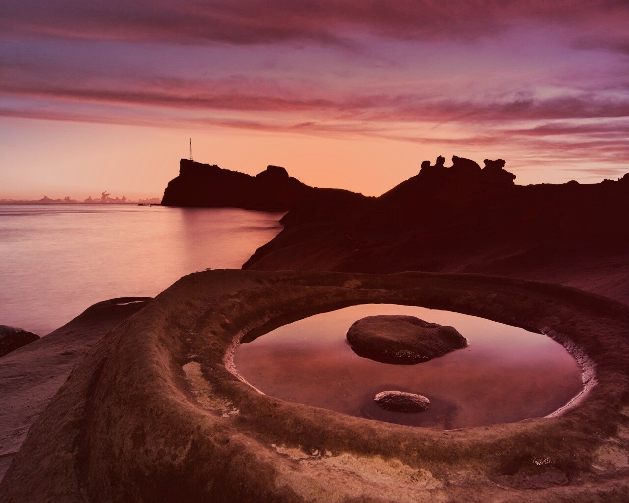 Закат на побережье обои