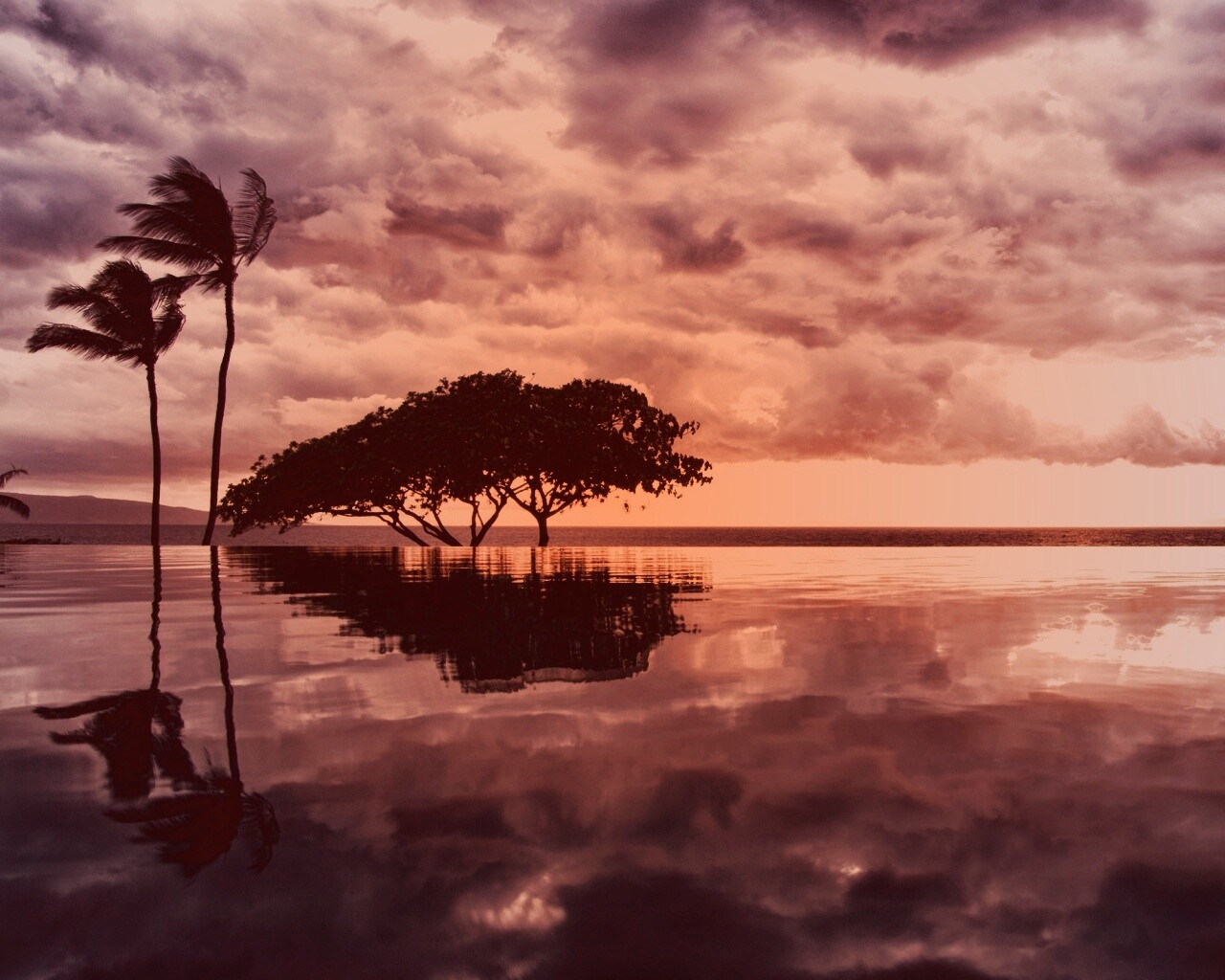 Восход над озером обои