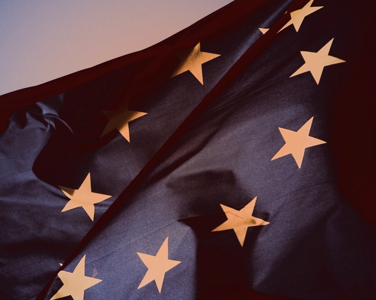 Синий флаг Евросоюза (европейского союза) обои